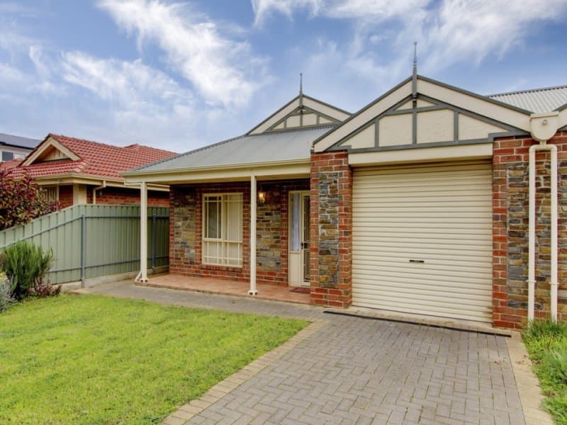 20A Winchester Street, Dover Gardens - Image 1