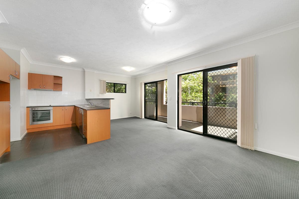 29 Payne Street, Indooroopilly QLD 4068, Indooroopilly - Thumbnail 2