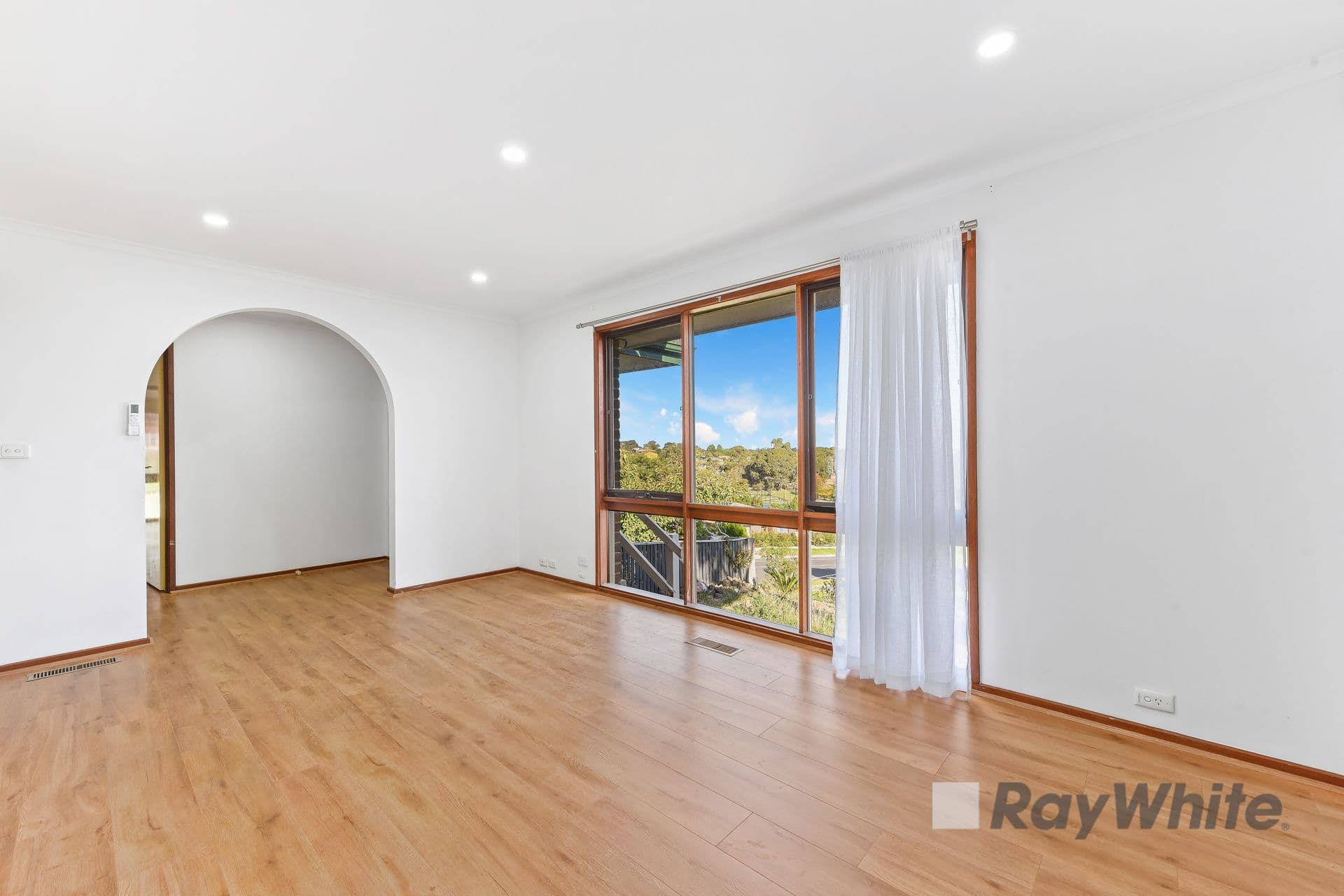 10 John Edgcumbe Way, Endeavour Hills VIC 3802, Endeavour Hills - Thumbnail 7