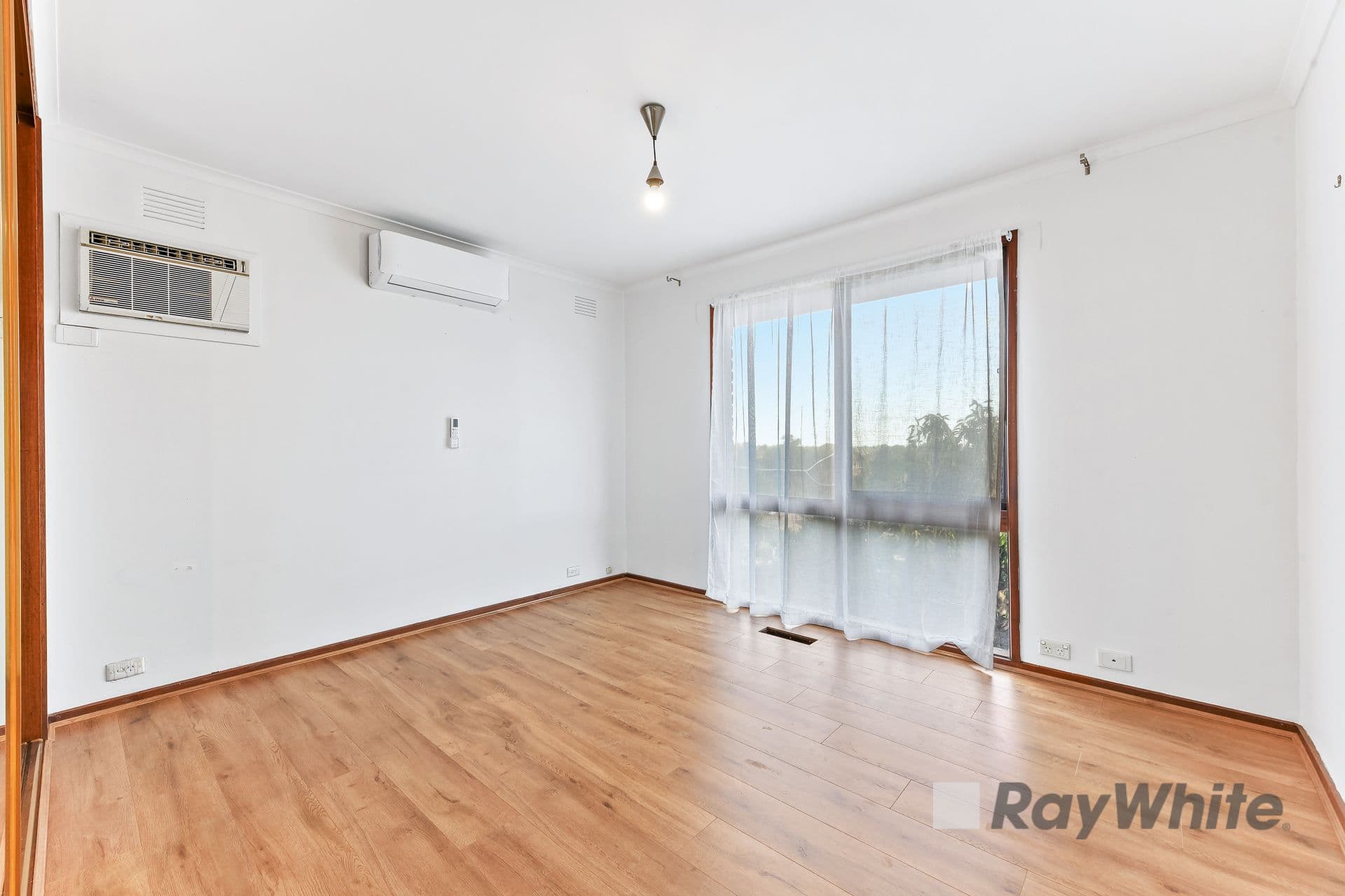 10 John Edgcumbe Way, Endeavour Hills VIC 3802, Endeavour Hills - Thumbnail 8