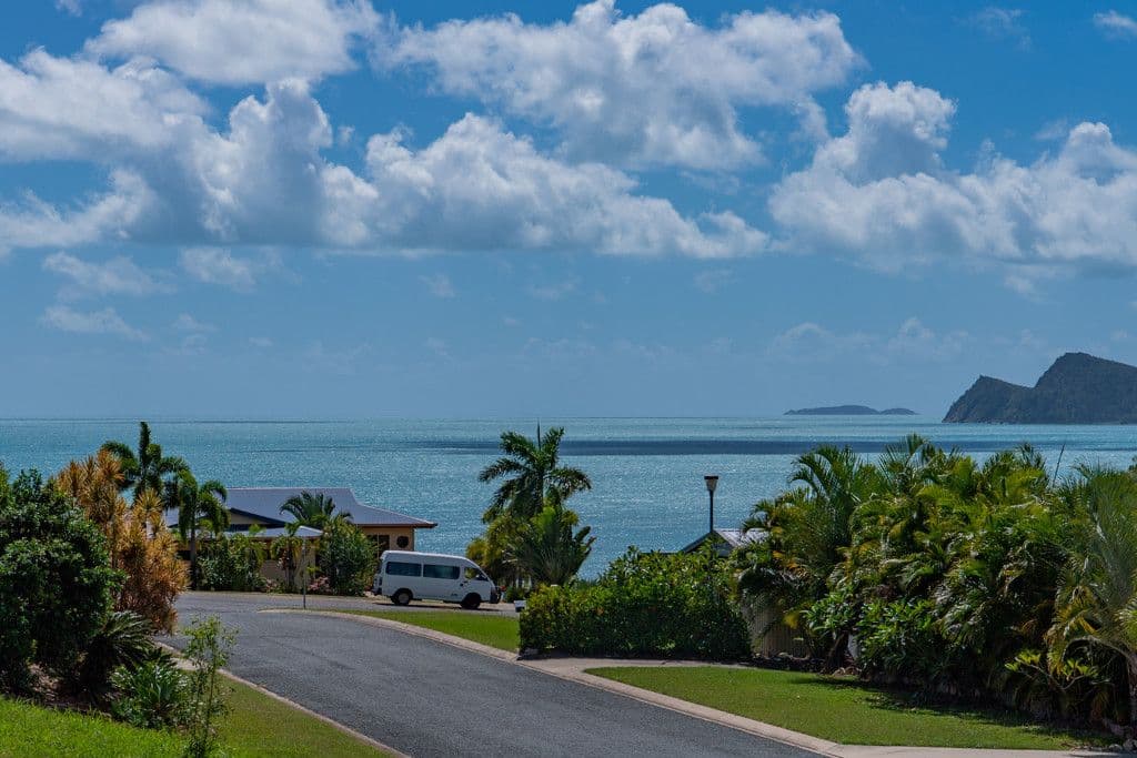 1 Olden Court, Hideaway Bay QLD 4800, Hideaway Bay - Thumbnail 3