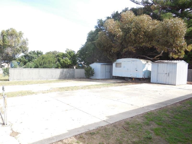 6 Wedge Avenue, Lancelin WA 6044, Lancelin - Thumbnail 3