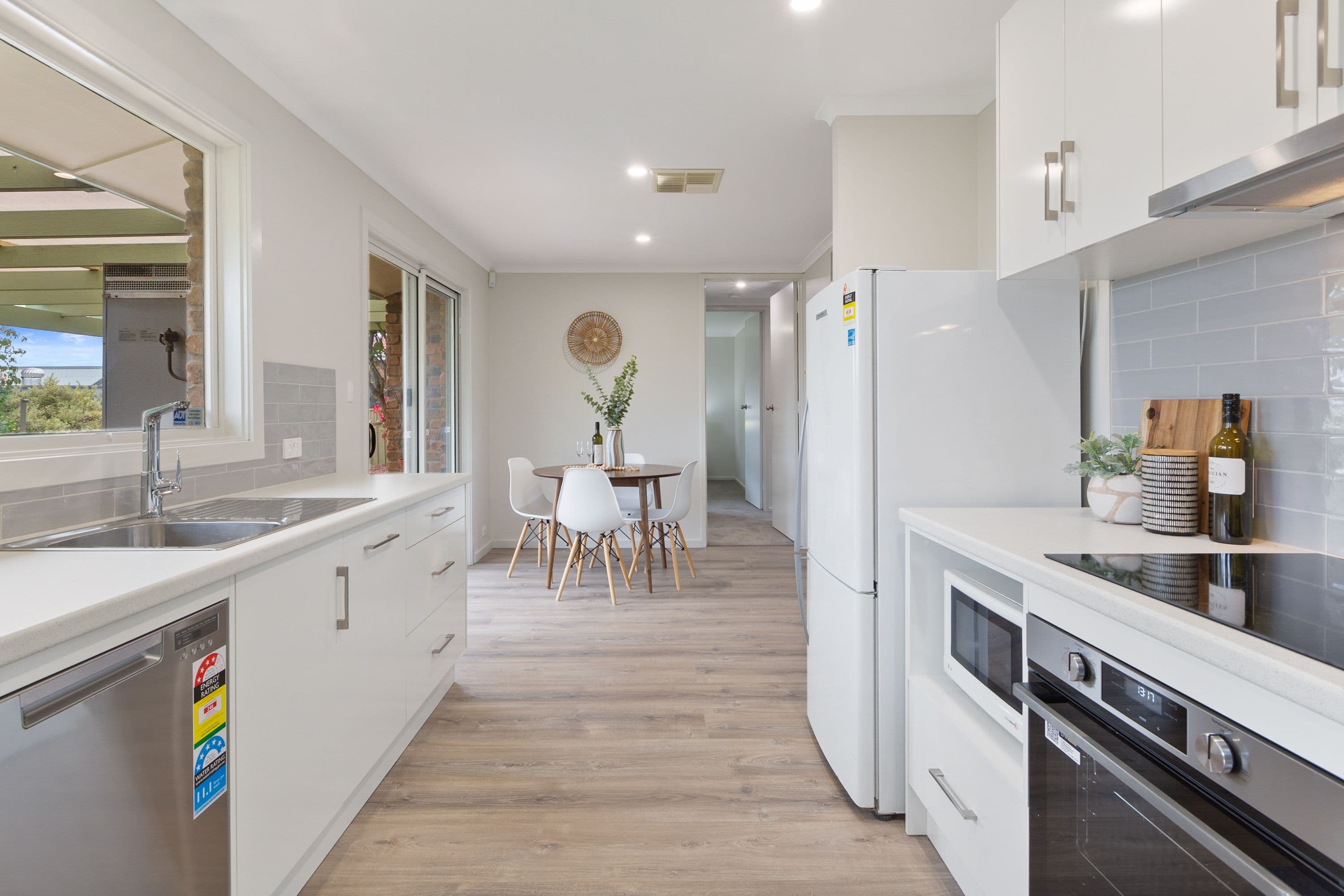 6 Warilda Crescent, Hallett Cove SA 5158, Hallett Cove - Thumbnail 7