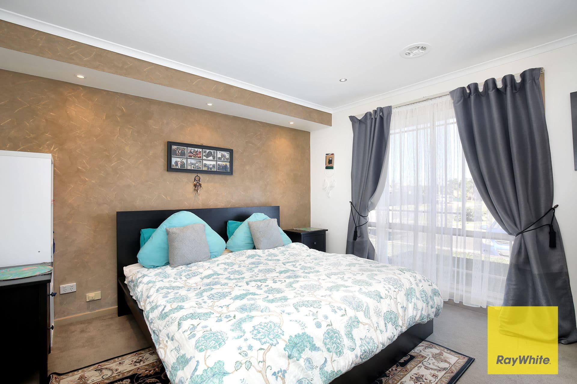 9 Sandleford Way, Point Cook VIC 3030, Point Cook - Thumbnail 8