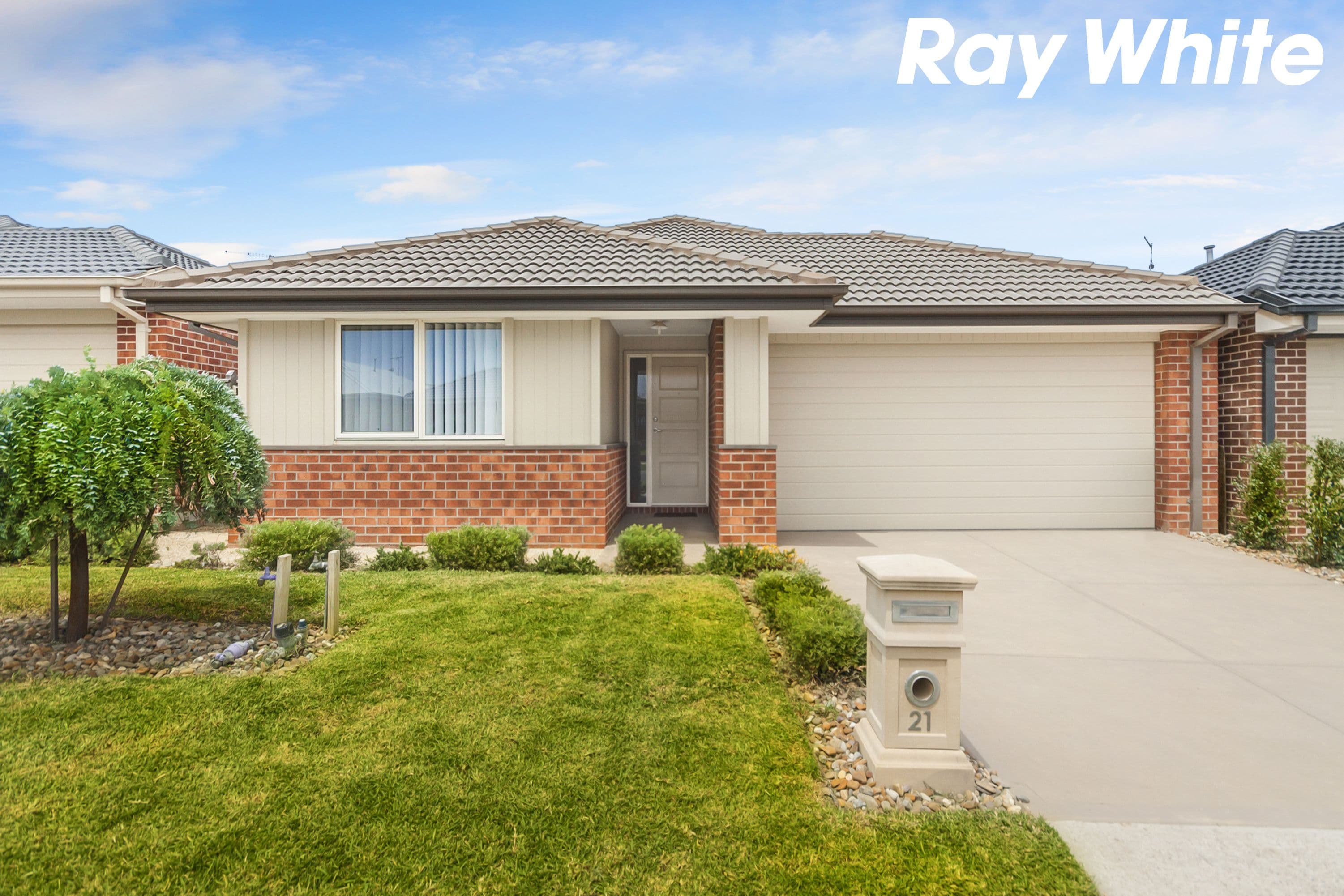 21 Clarendon Street, Pakenham VIC 3810, Pakenham - Image 1