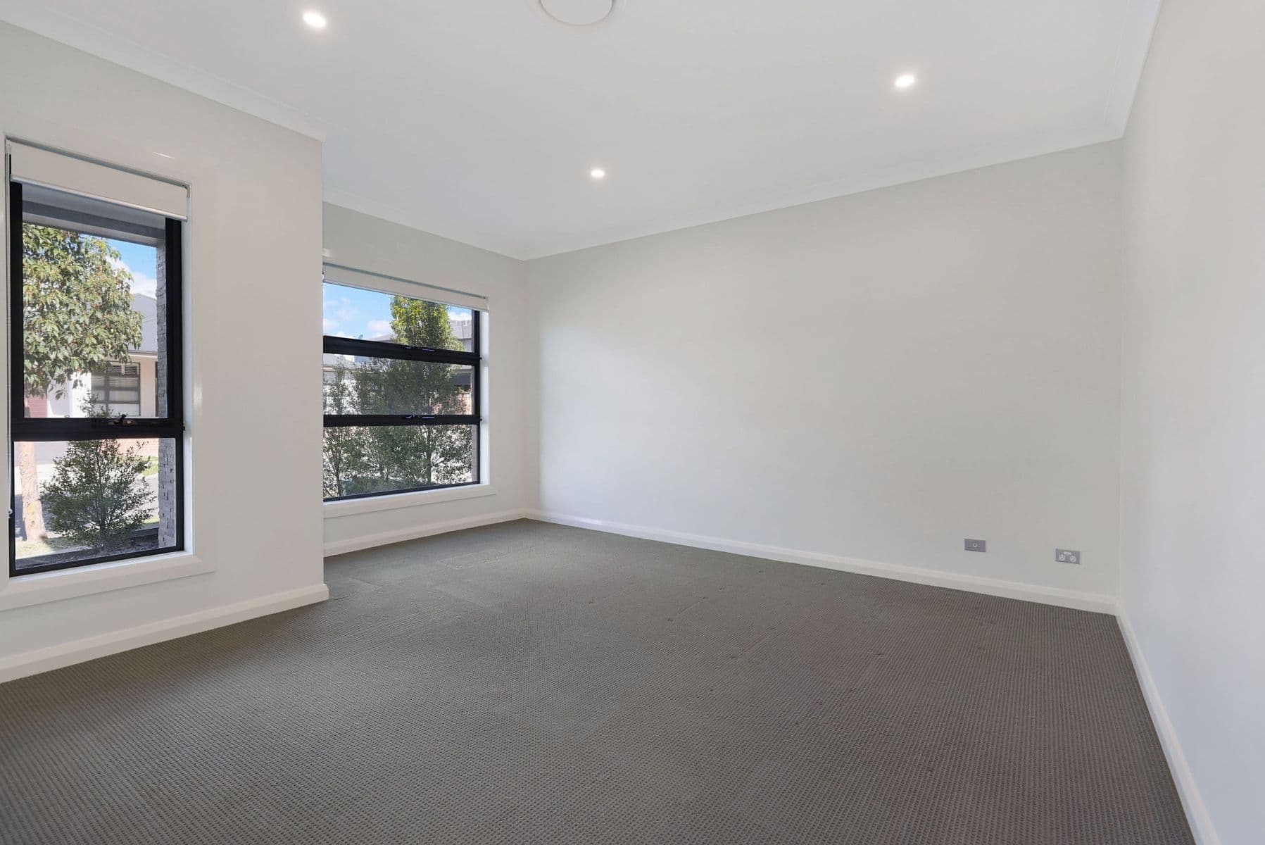 71 Binyang Avenue, Glenmore Park NSW 2745, Glenmore Park - Thumbnail 4