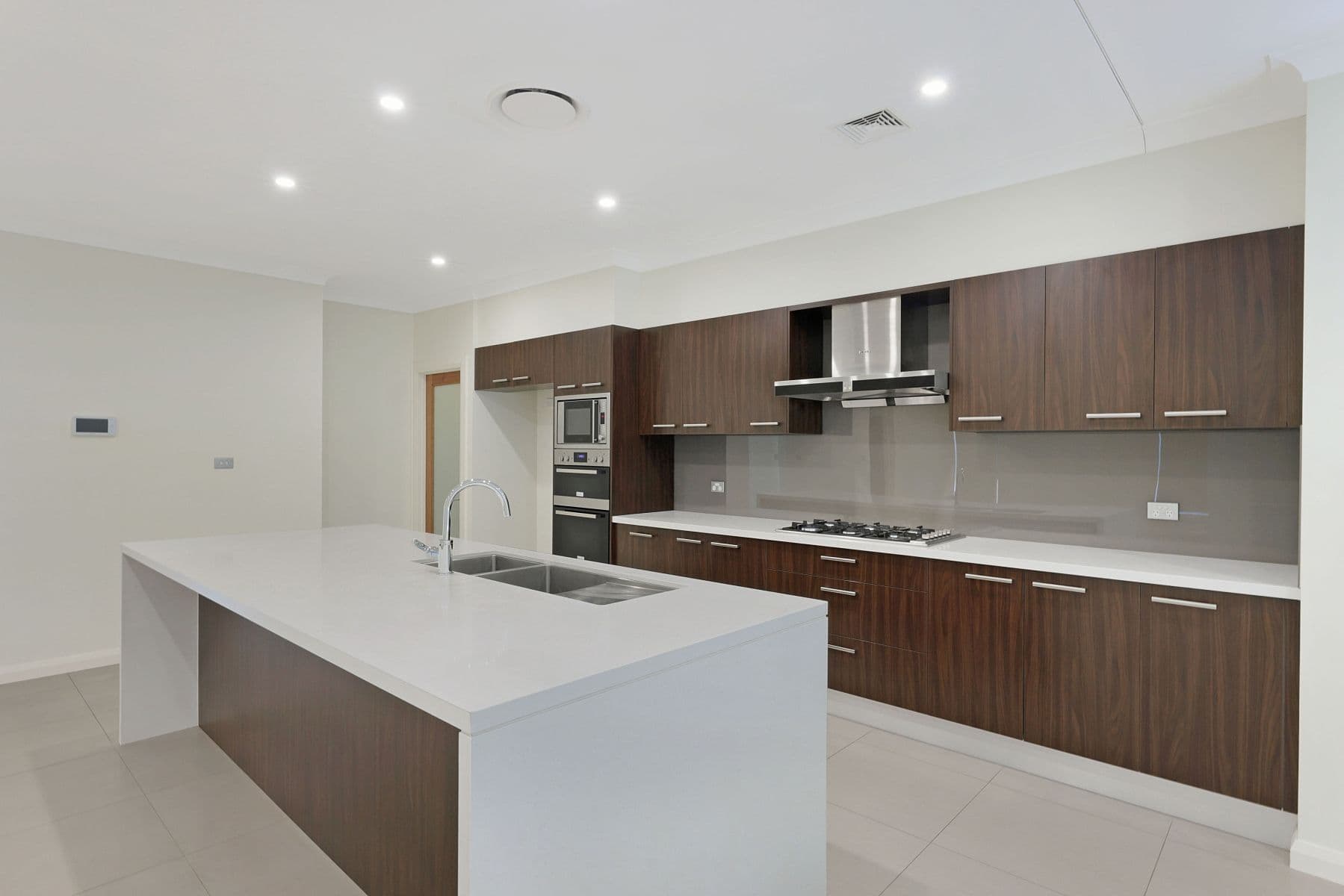 71 Binyang Avenue, Glenmore Park NSW 2745, Glenmore Park - Thumbnail 6