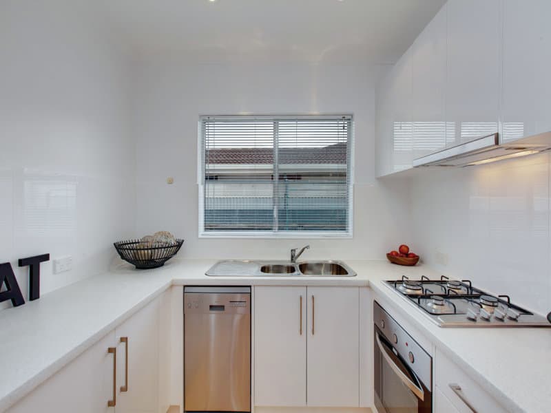 4/19 Caroona Avenue, Hove - Thumbnail 3