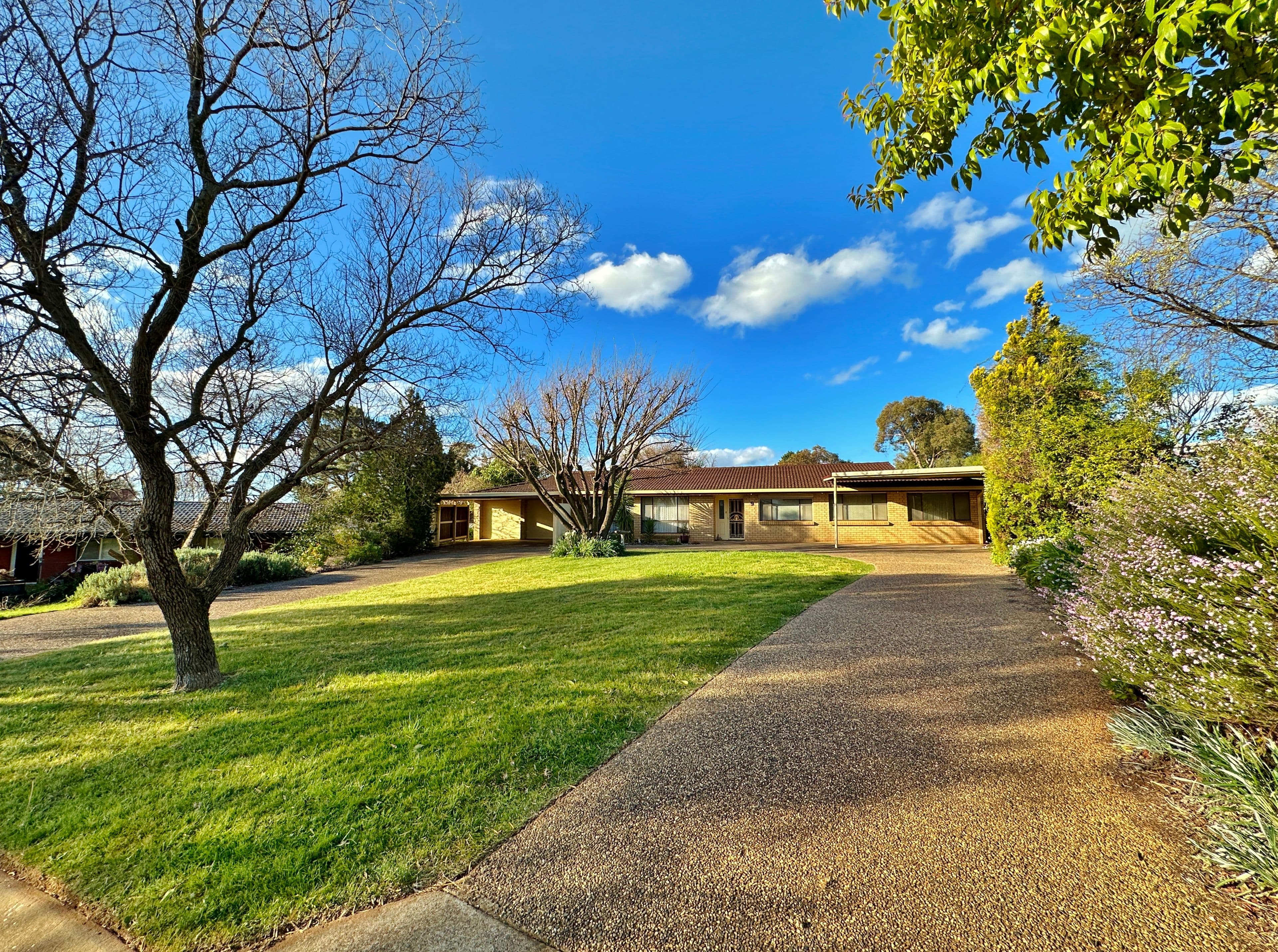 9 Normoyle Crescent, Young NSW 2594, Young - Image 1