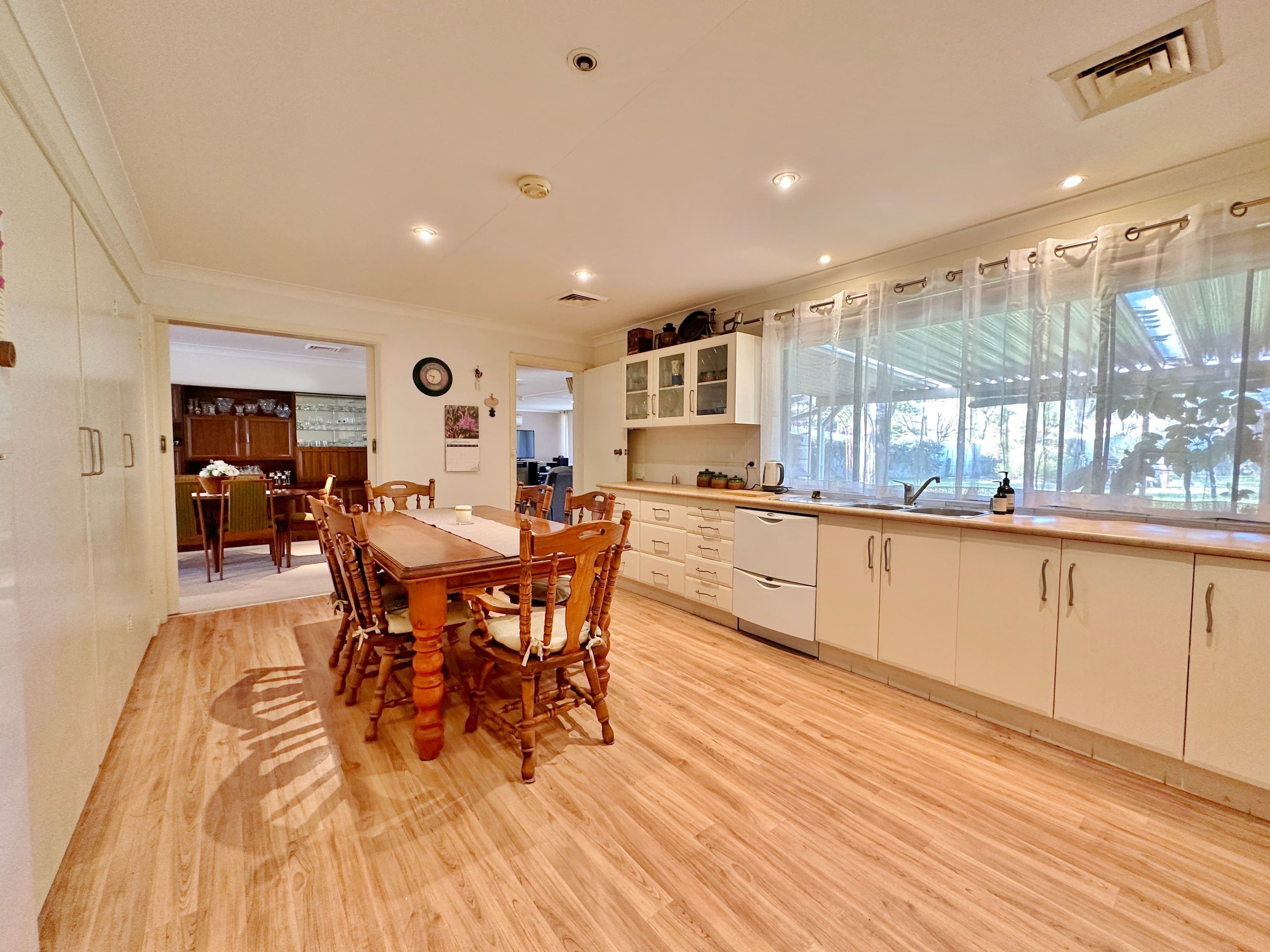 9 Normoyle Crescent, Young NSW 2594, Young - Thumbnail 7