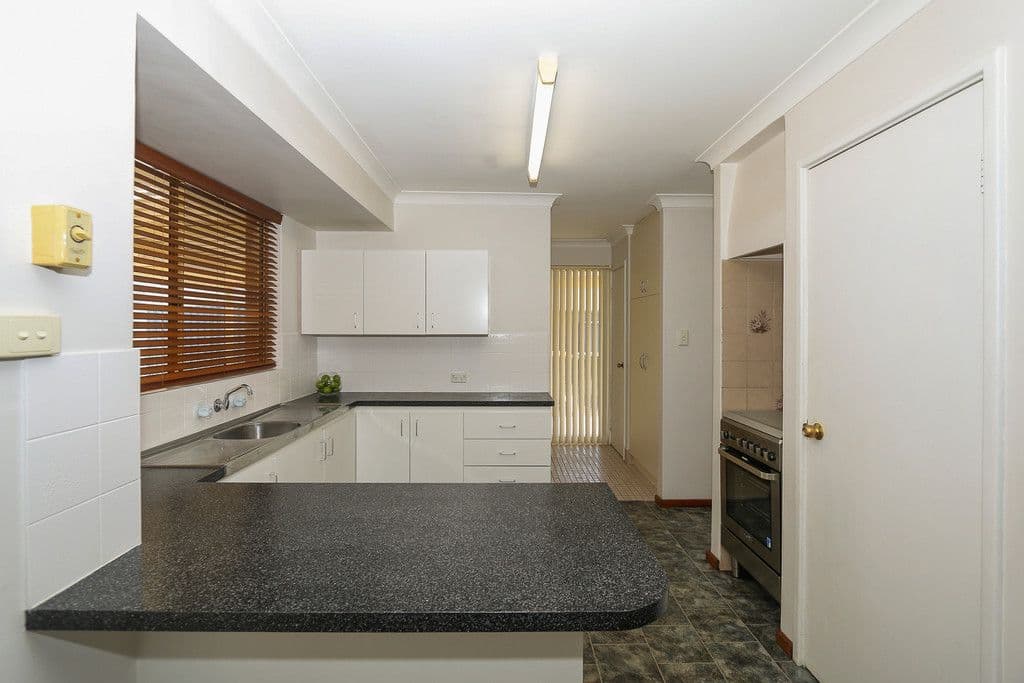 4 Amazon Drive, Beechboro WA 6063, Beechboro - Thumbnail 3