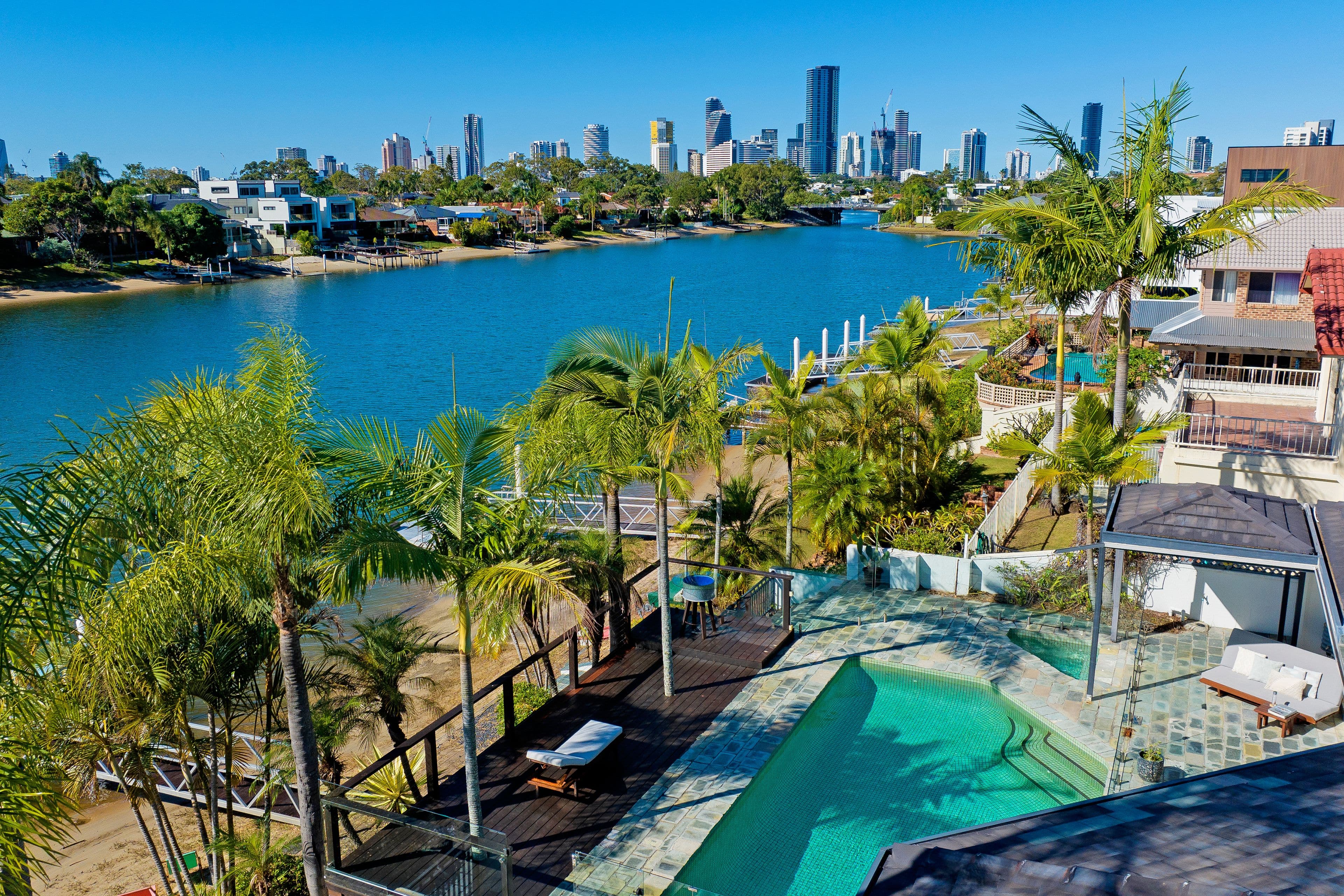 68 Waitomo Street, Broadbeach Waters QLD 4218, Broadbeach Waters - Thumbnail 4
