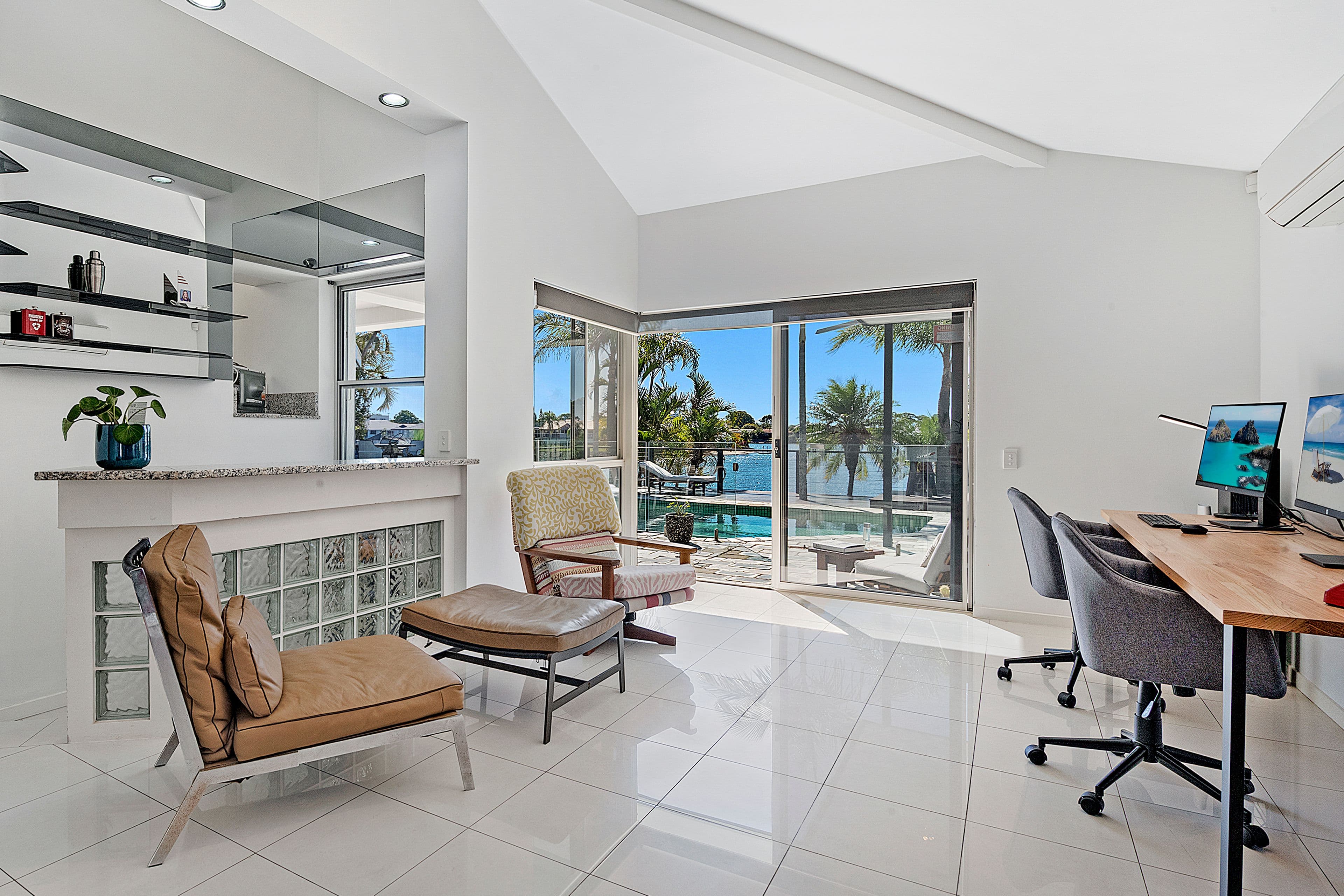 68 Waitomo Street, Broadbeach Waters QLD 4218, Broadbeach Waters - Thumbnail 8