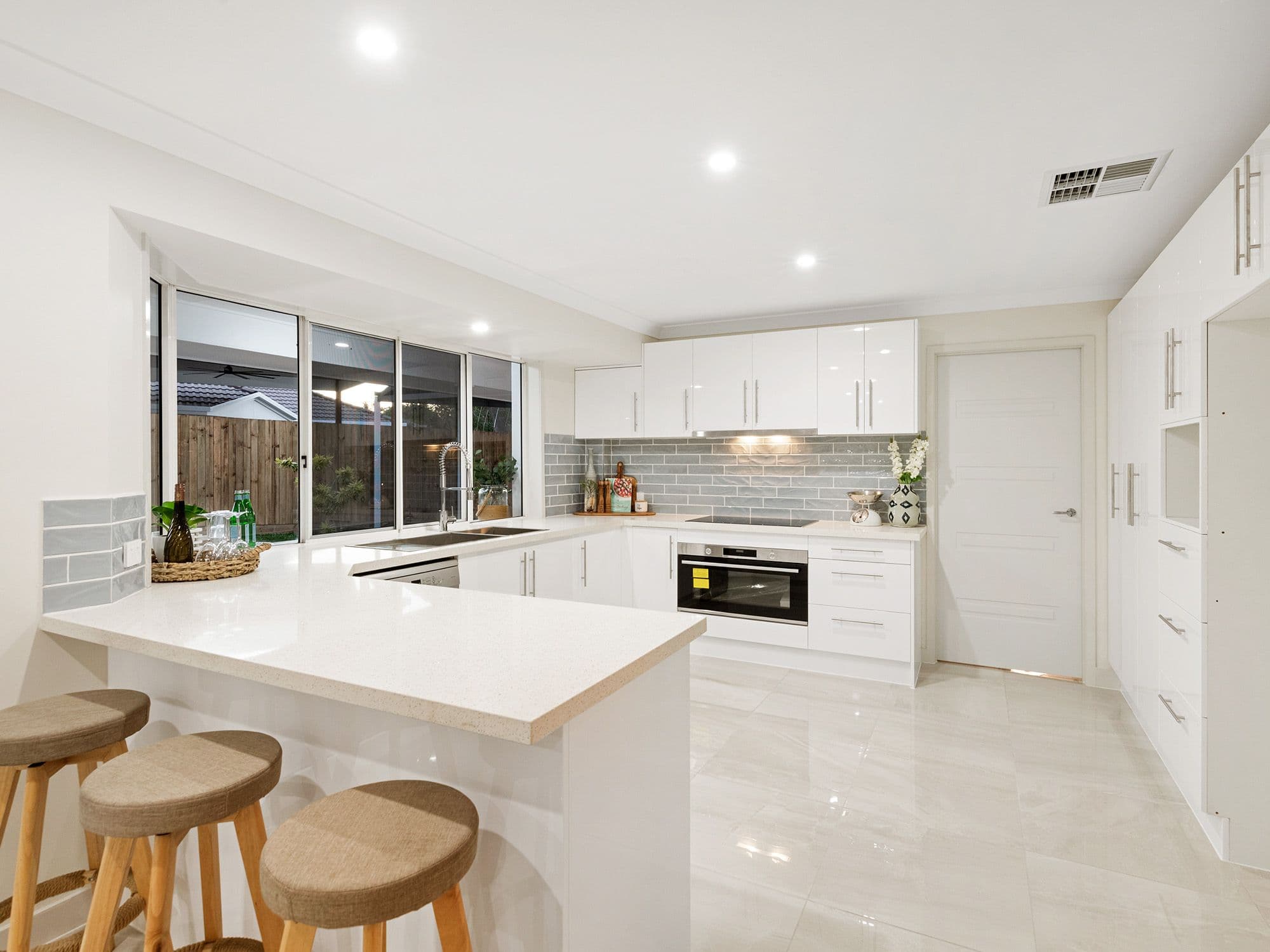 2 Marissa Close, Mansfield QLD 4122, Mansfield - Thumbnail 3