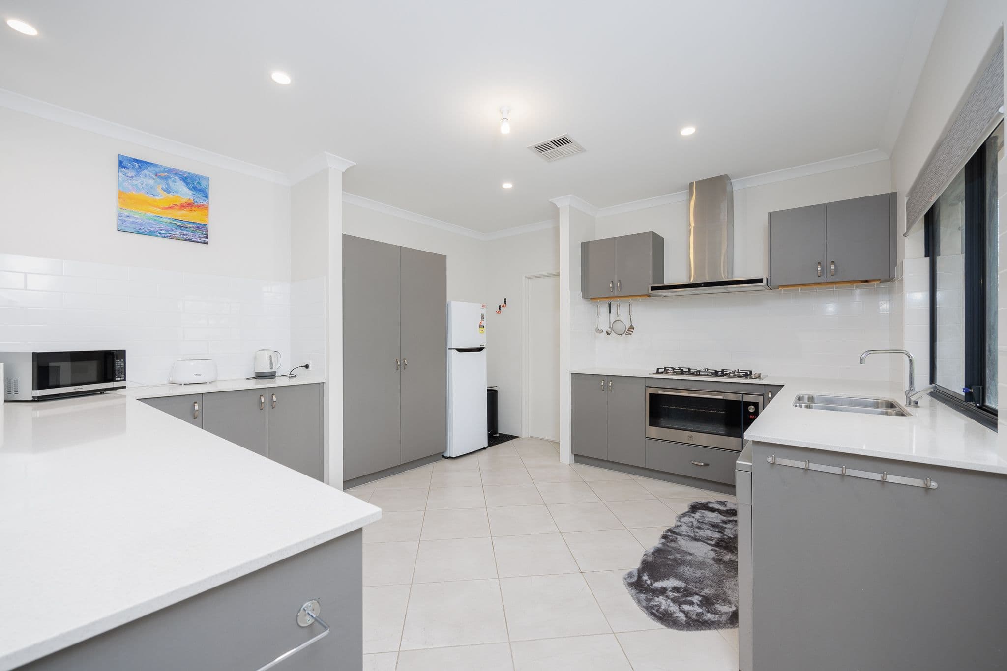 37 Arlunya Avenue, Belmont WA 6104, Belmont - Thumbnail 3