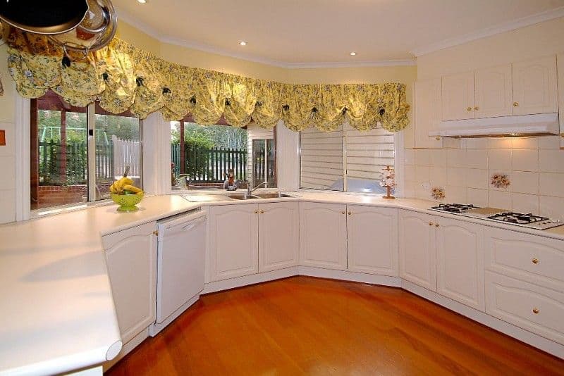 84 Stockdale Way, MILL PARK VIC 3082, Mill Park - Thumbnail 4