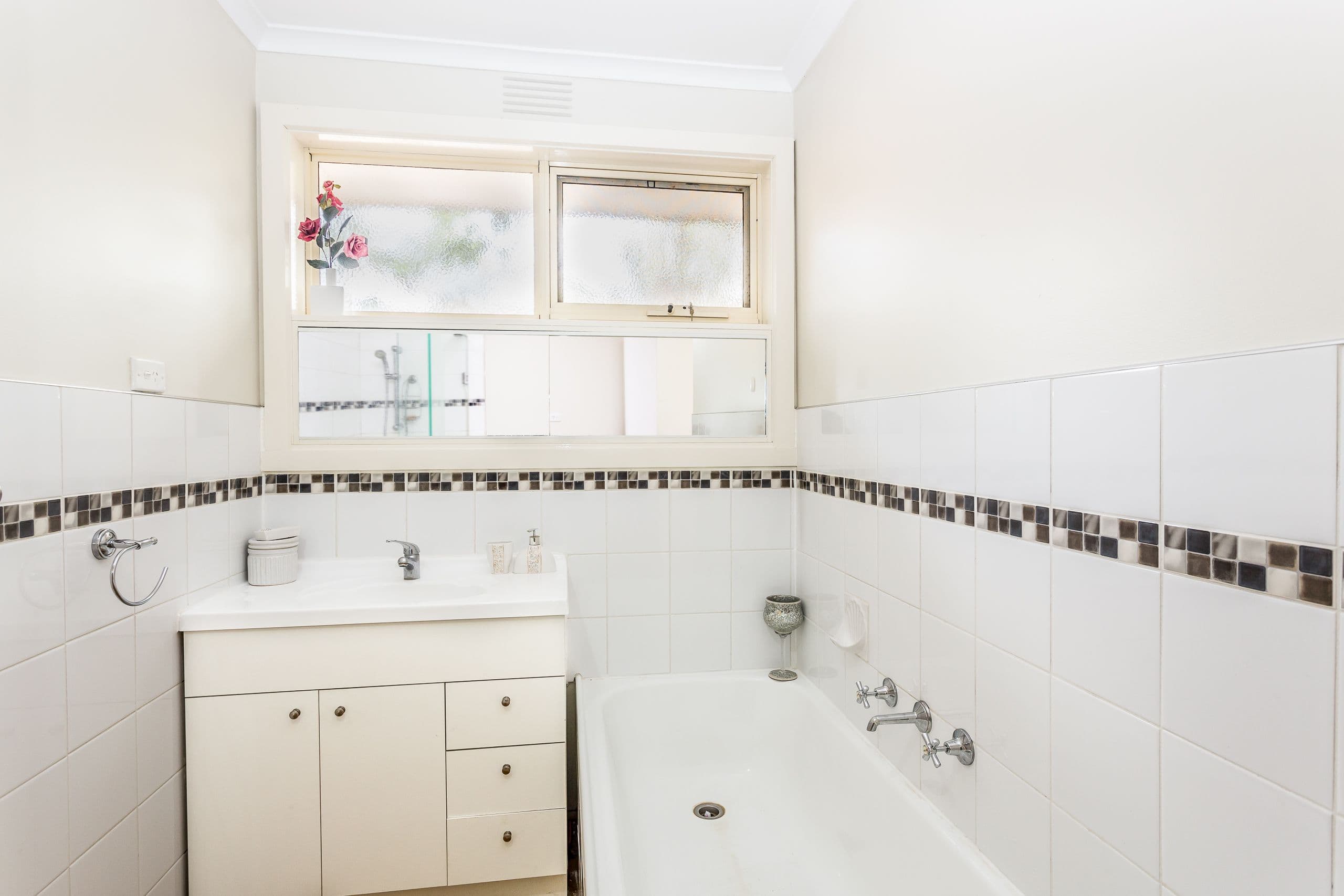 6 Glenmaggie Drive, St Albans VIC 3021, St Albans - Thumbnail 6