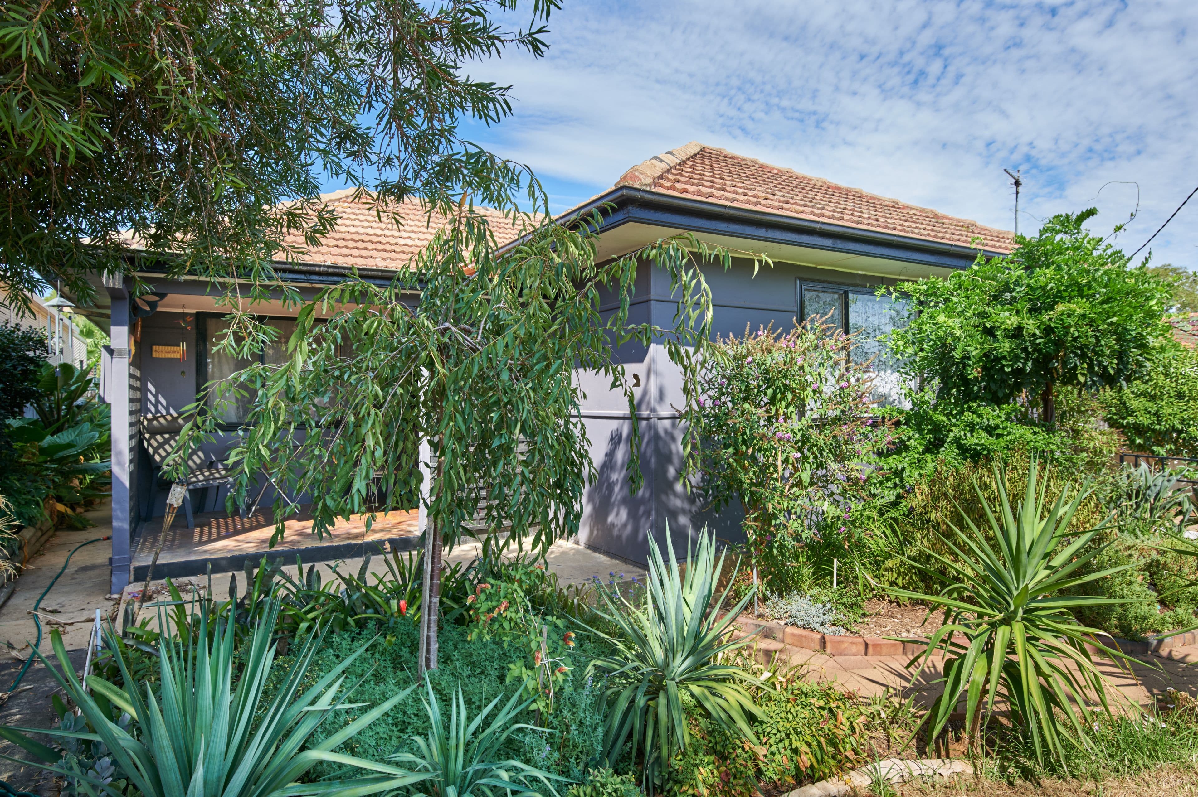 164 Fernleigh Road, Mount Austin - Image 1