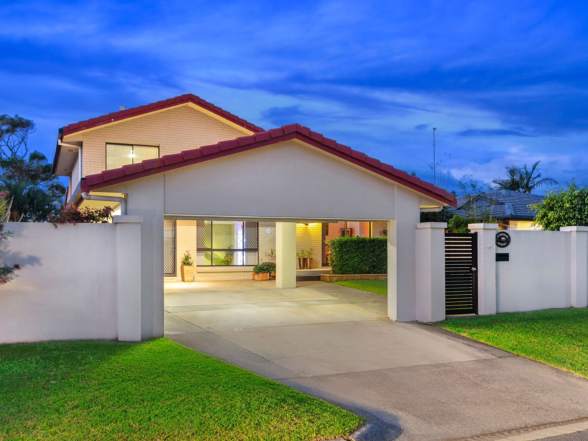 17 Hopbush Street, Palm Beach QLD 4221, Palm Beach - Thumbnail 2