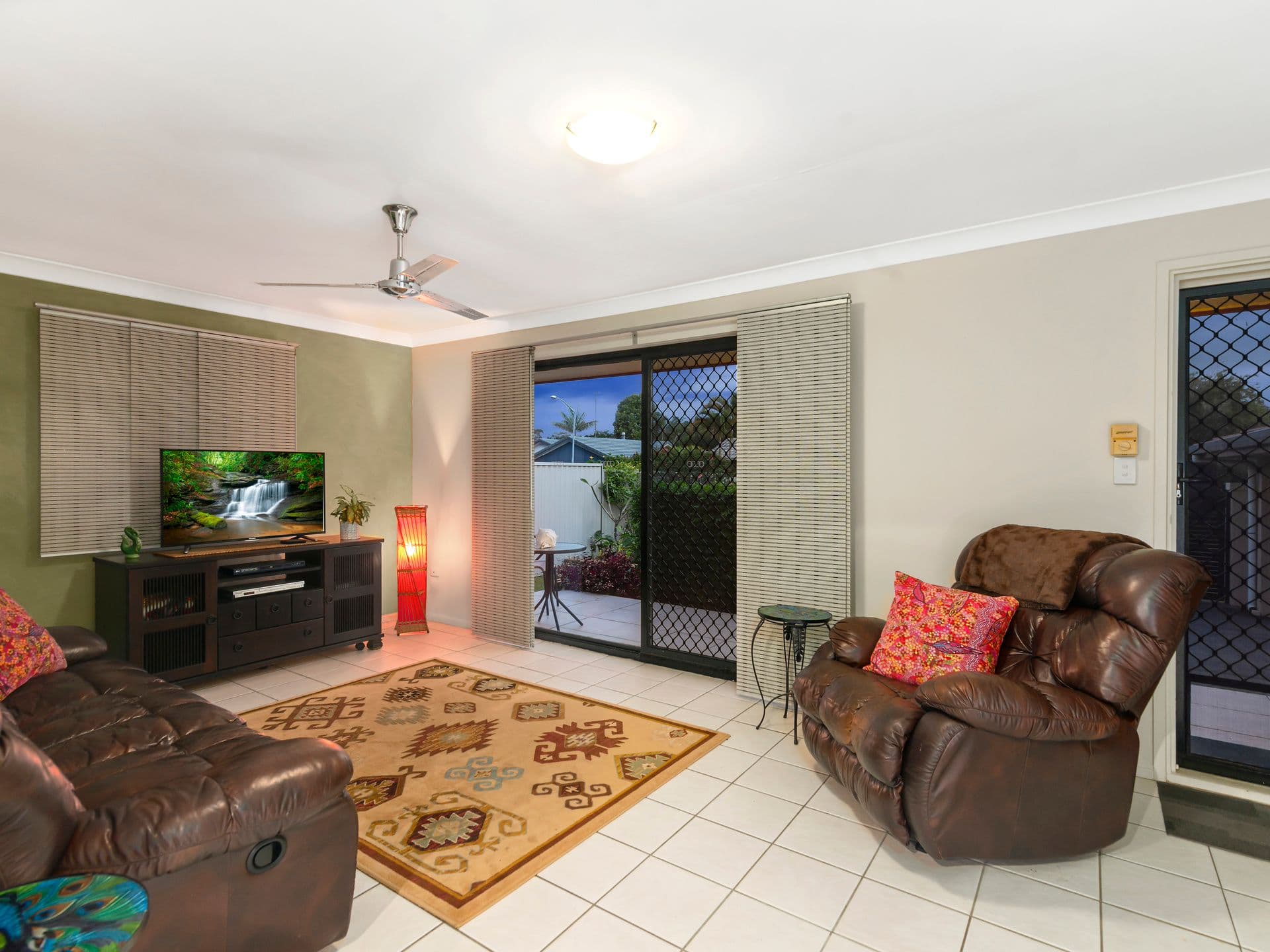 17 Hopbush Street, Palm Beach QLD 4221, Palm Beach - Thumbnail 8