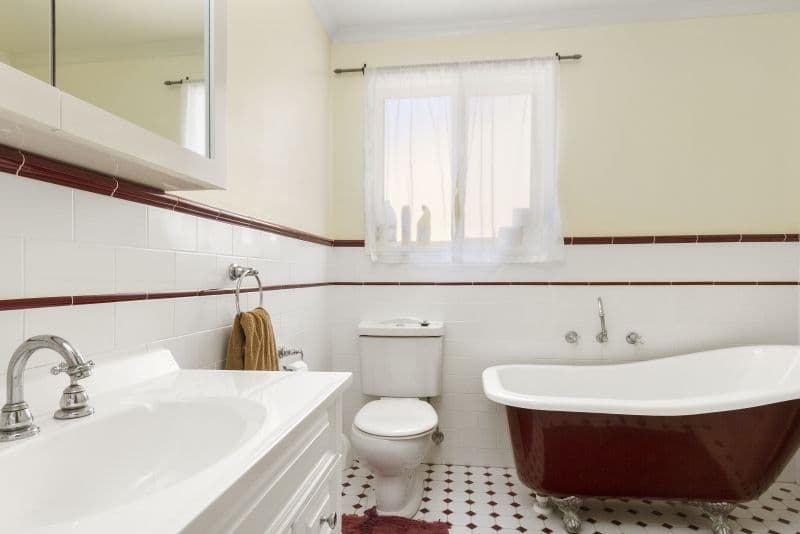 16 Karoola Crescent, Surfside - Thumbnail 8