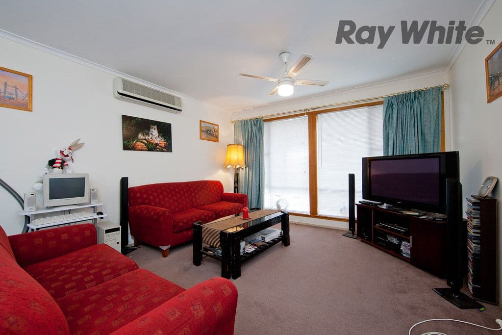 29 Cropley Crescent, LAVERTON VIC 3028, Laverton - Thumbnail 2