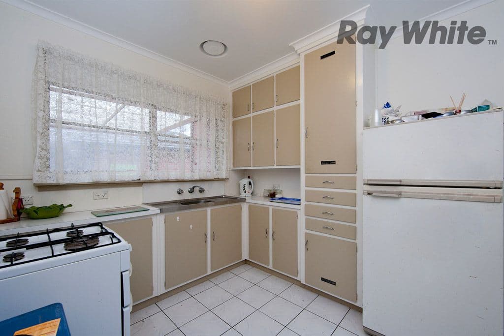 29 Cropley Crescent, LAVERTON VIC 3028, Laverton - Thumbnail 4