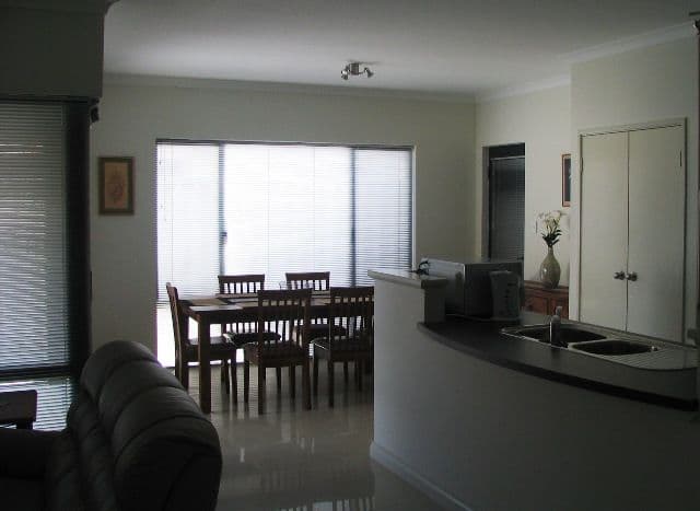 17 Carlton Loop, CANNING VALE WA 6155, Canning Vale - Thumbnail 5