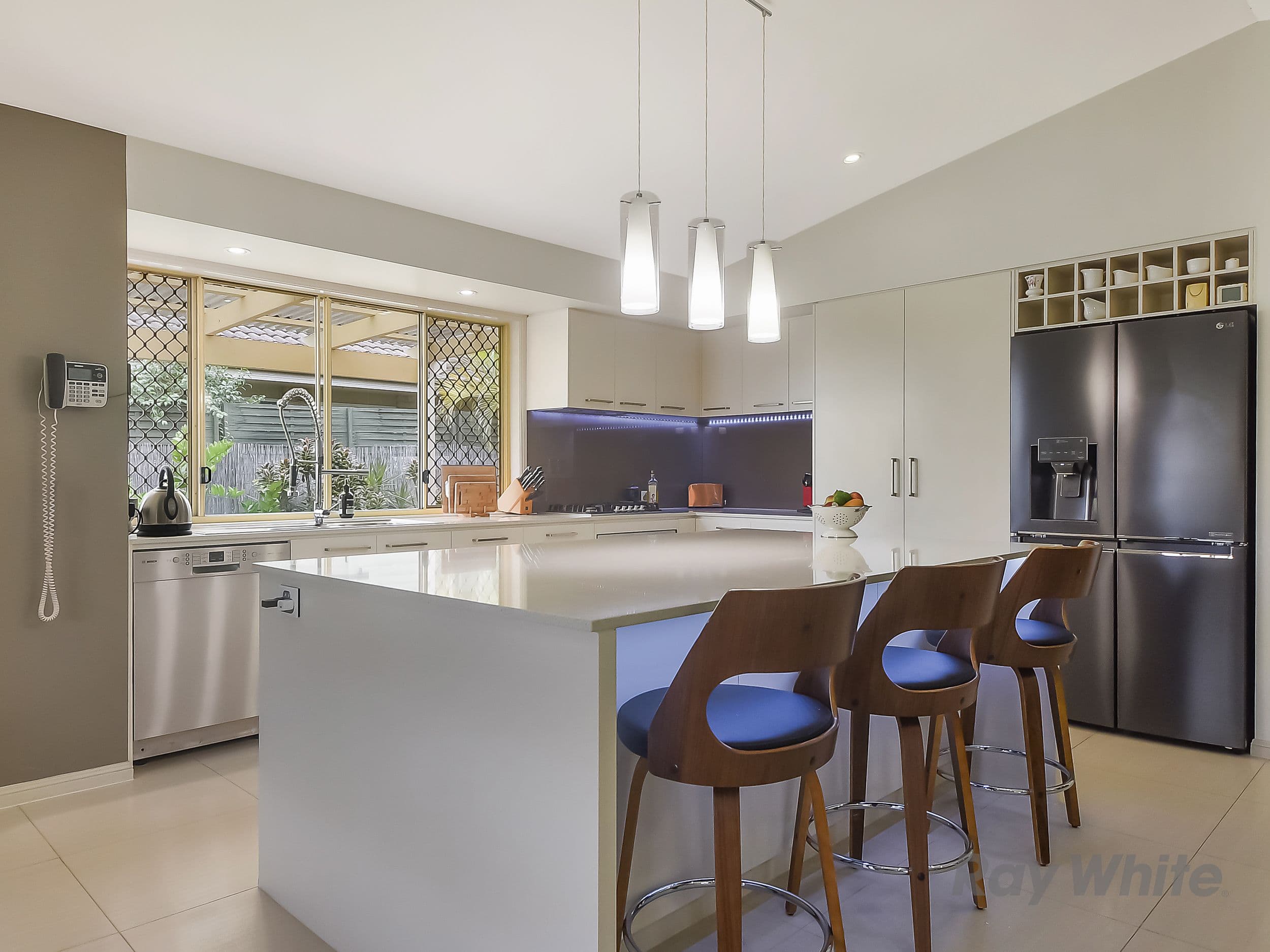 19 Rosa Crescent, Bracken Ridge QLD 4017, Bracken Ridge - Thumbnail 3