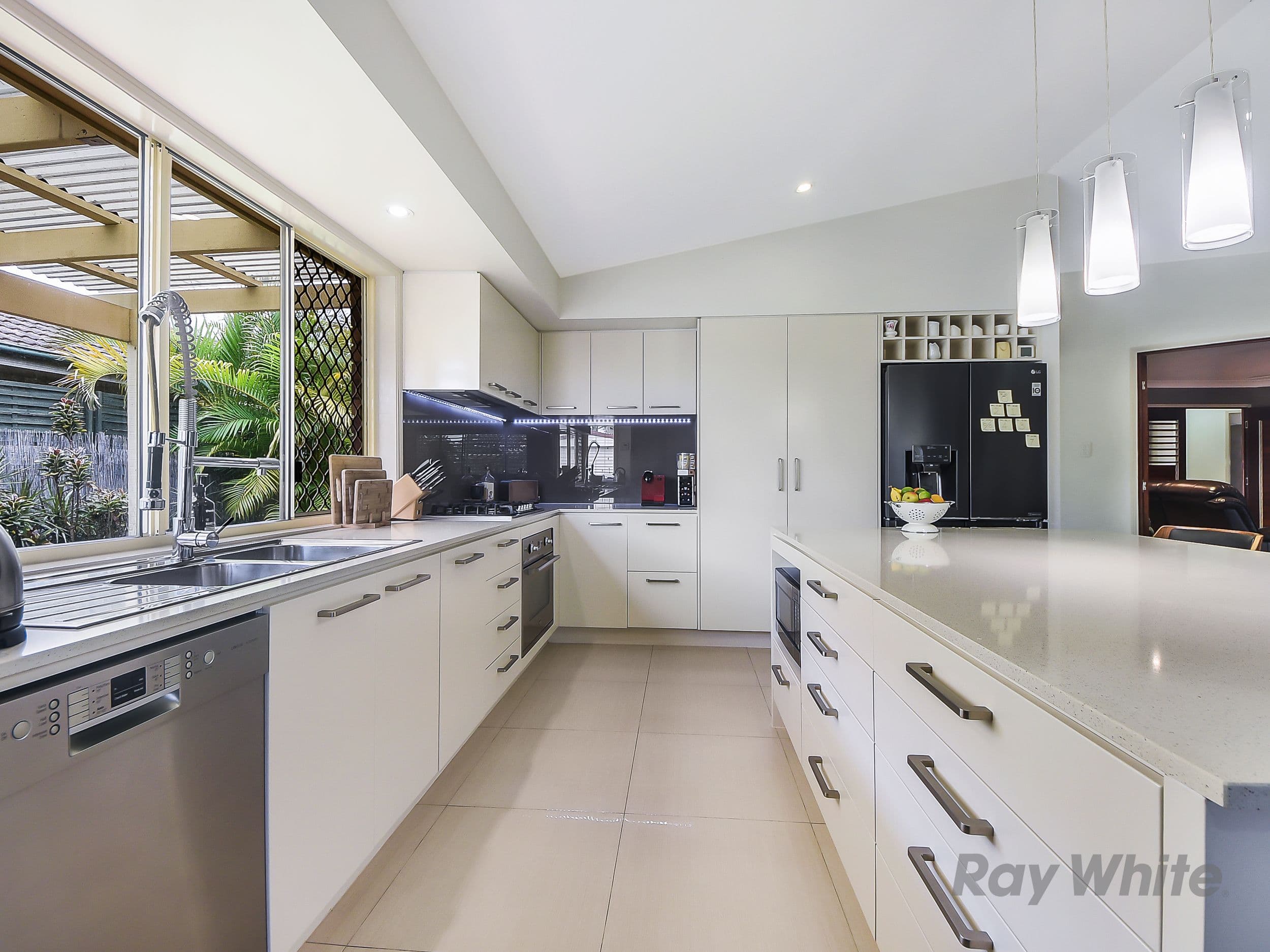 19 Rosa Crescent, Bracken Ridge QLD 4017, Bracken Ridge - Thumbnail 5