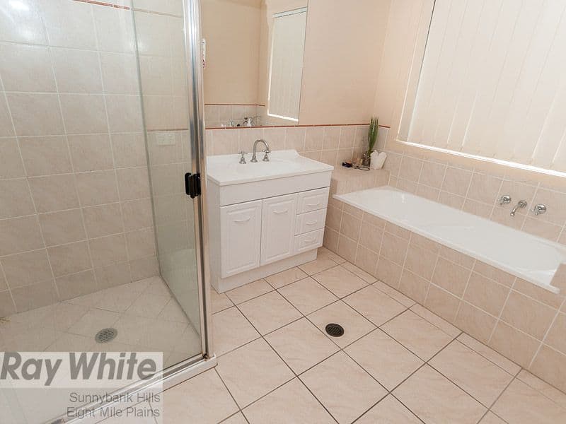 1 Stringybark Street, SUNNYBANK HILLS QLD 4109, Sunnybank Hills - Thumbnail 4