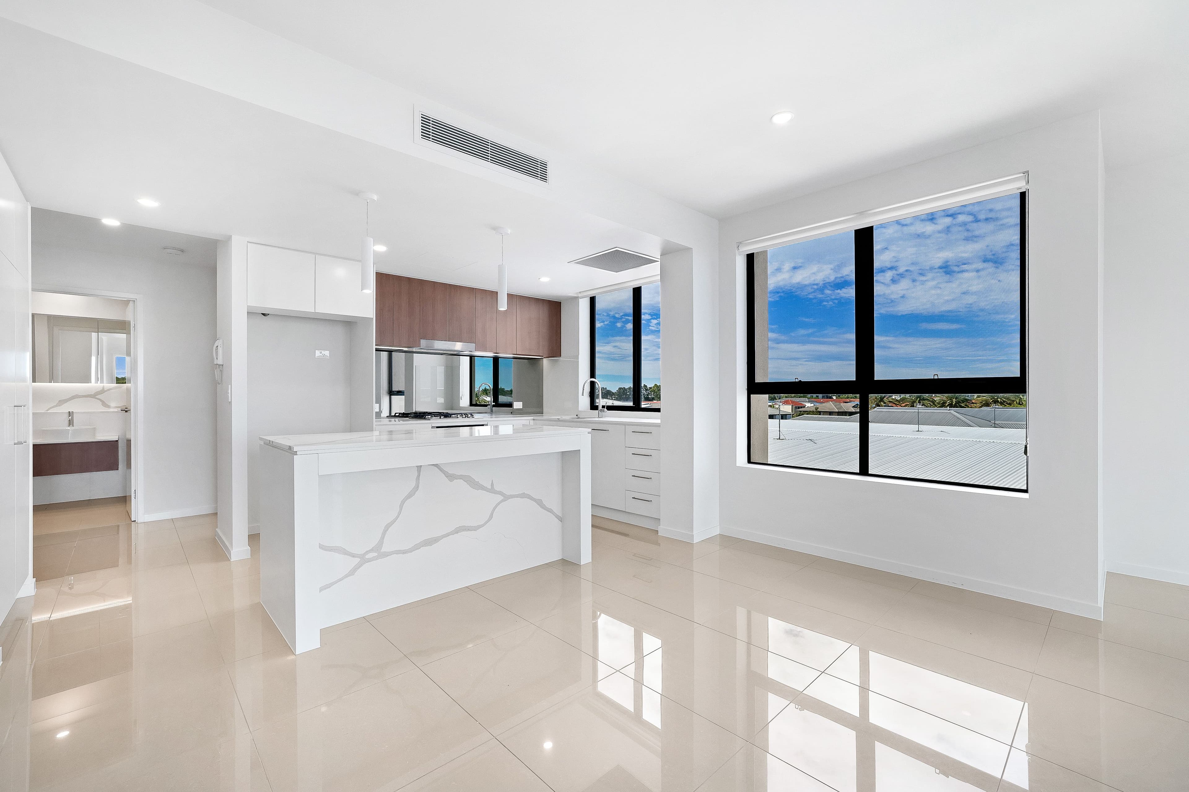 37 Sickle Avenue, Hope Island QLD 4212, Hope Island - Thumbnail 5