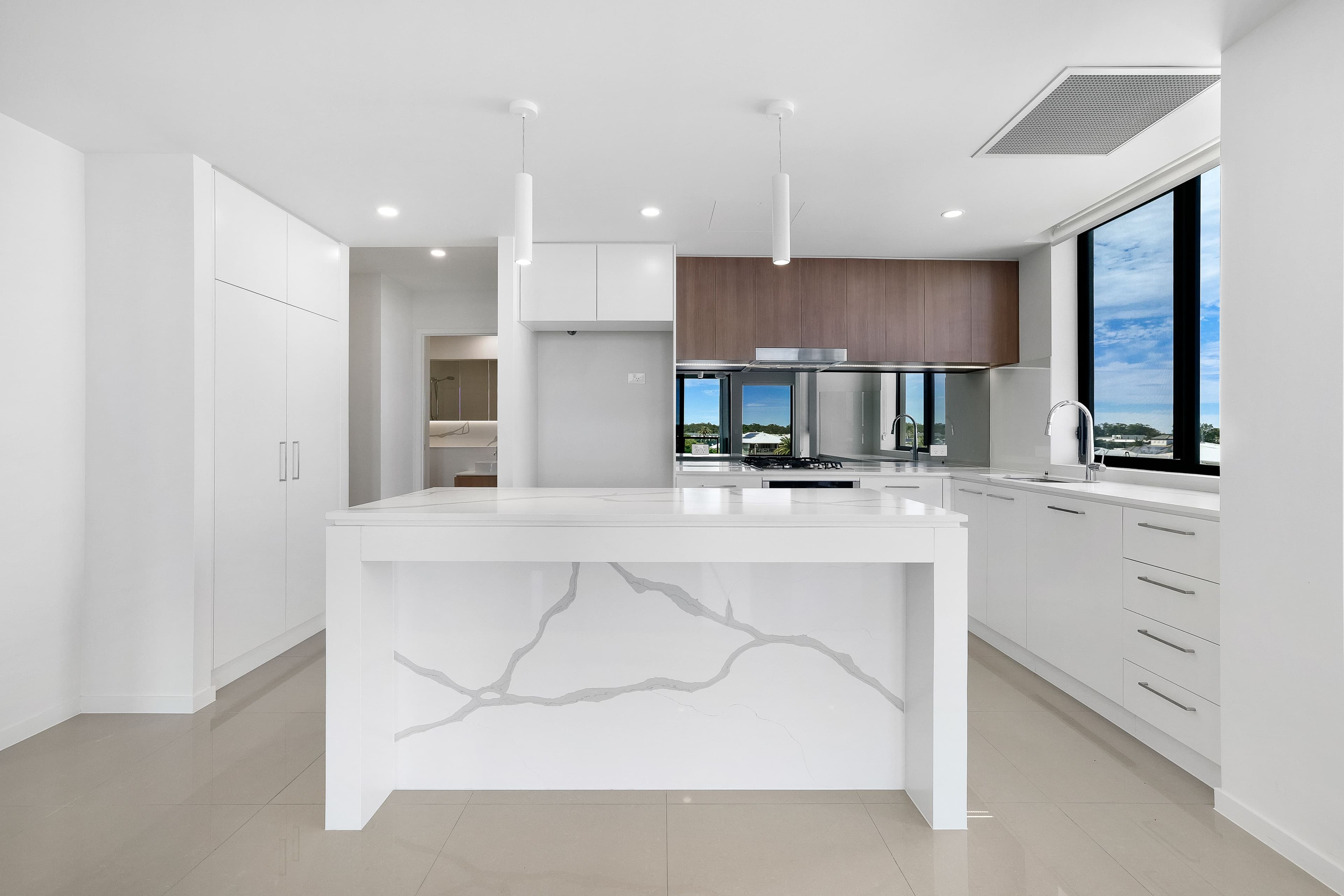 37 Sickle Avenue, Hope Island QLD 4212, Hope Island - Thumbnail 6
