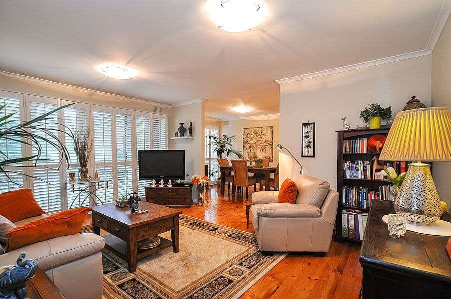 30 Kenmare Street, MONT ALBERT VIC 3127, Mont Albert - Thumbnail 2