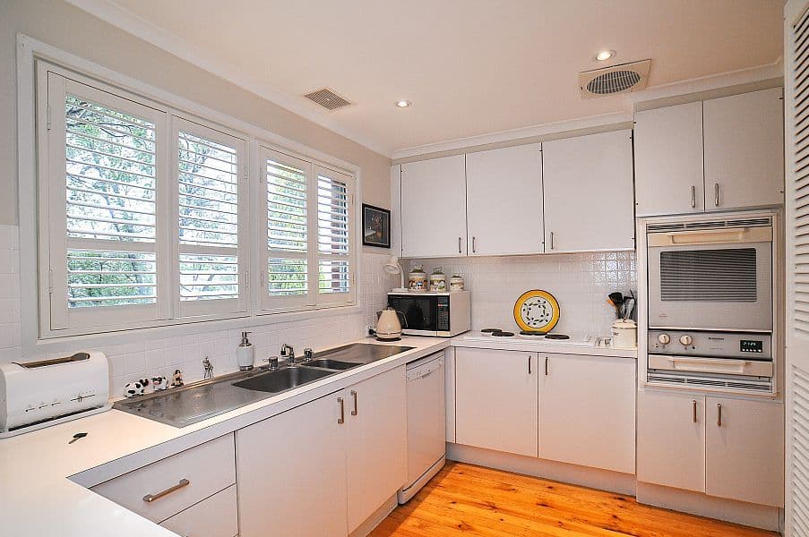 30 Kenmare Street, MONT ALBERT VIC 3127, Mont Albert - Thumbnail 4