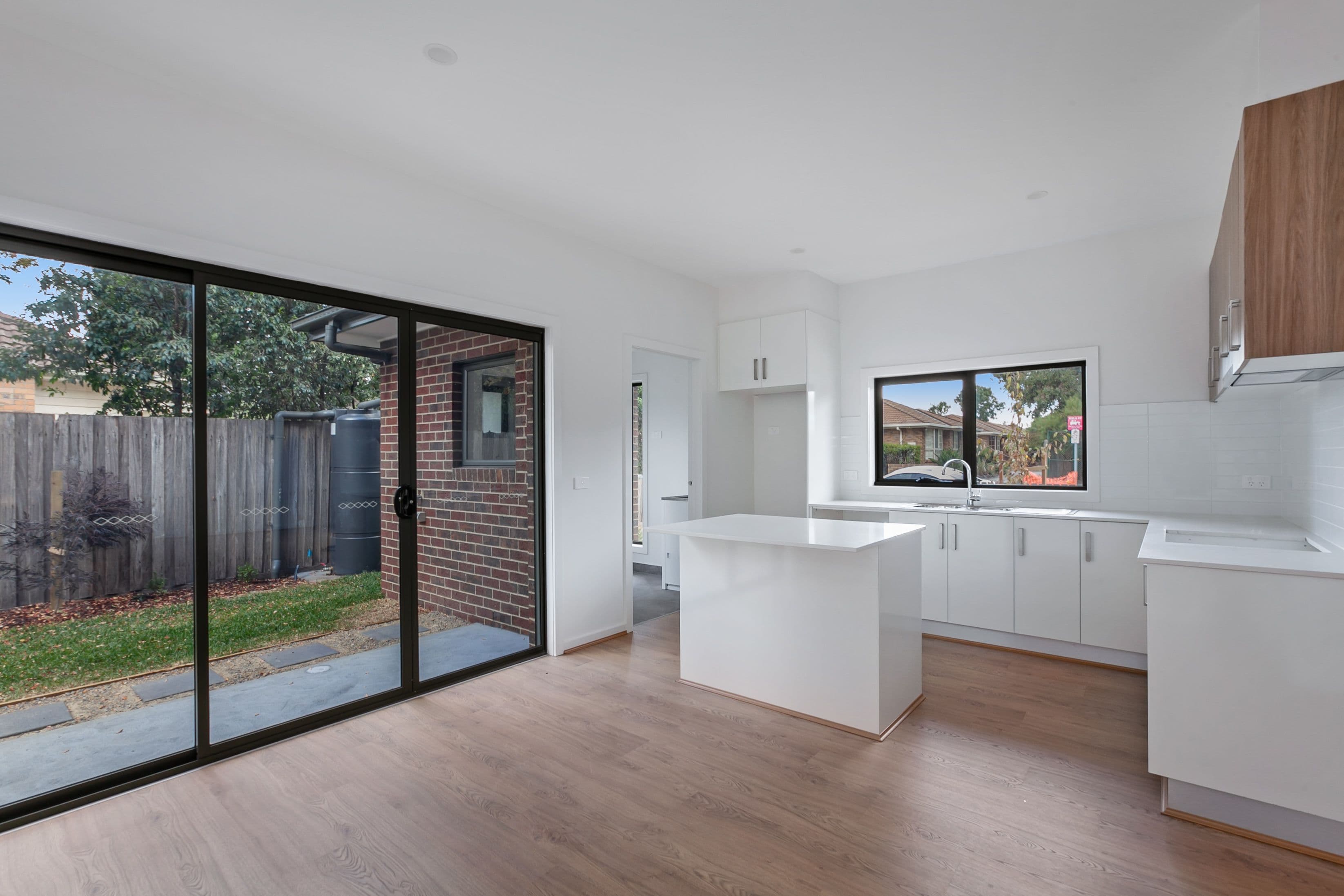 7 Dundee Street, Reservoir VIC 3073, Reservoir - Thumbnail 3