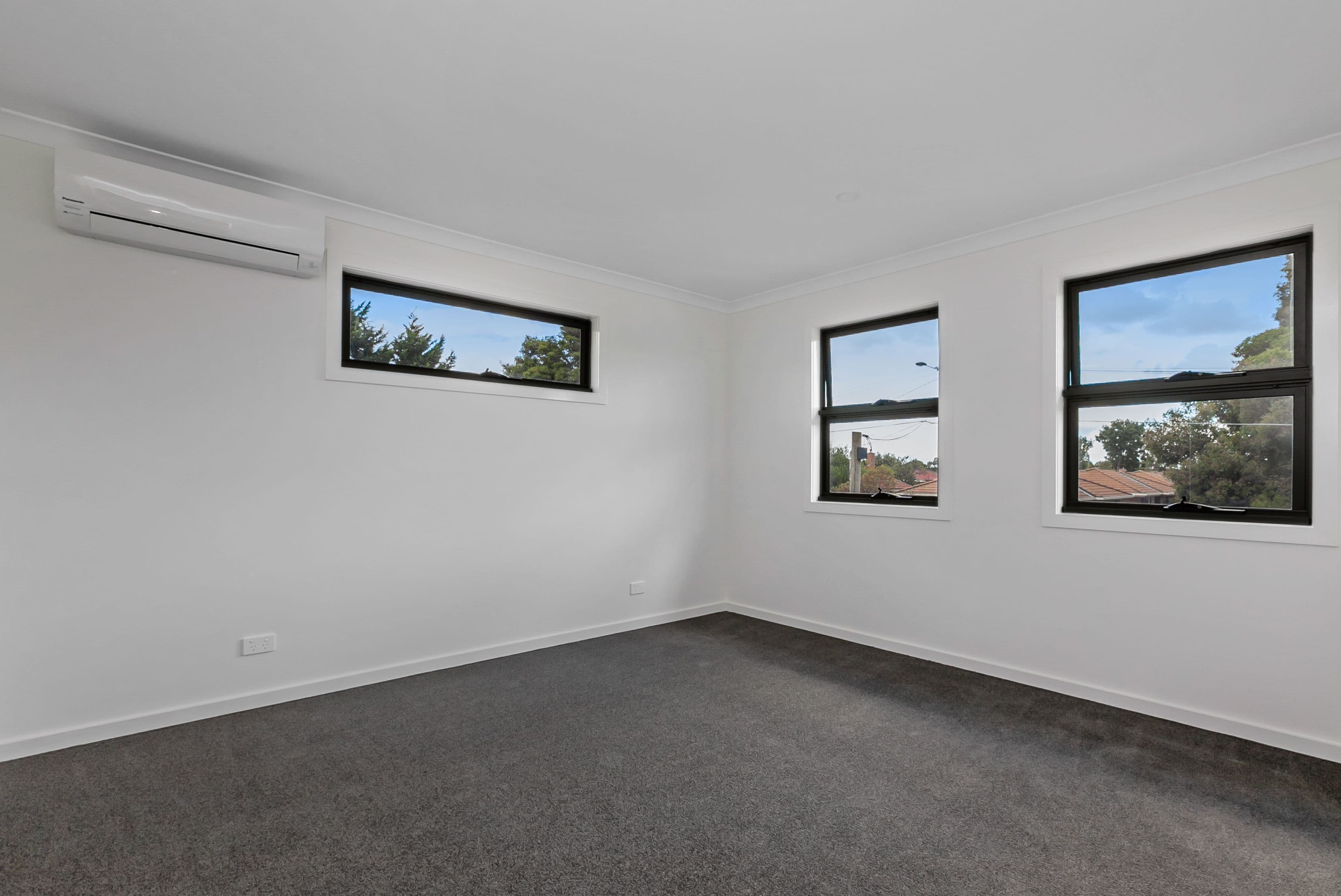 7 Dundee Street, Reservoir VIC 3073, Reservoir - Thumbnail 5