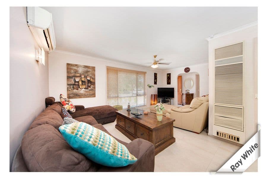 29 Sid Barnes Crescent, GORDON ACT 2906, Gordon - Thumbnail 5