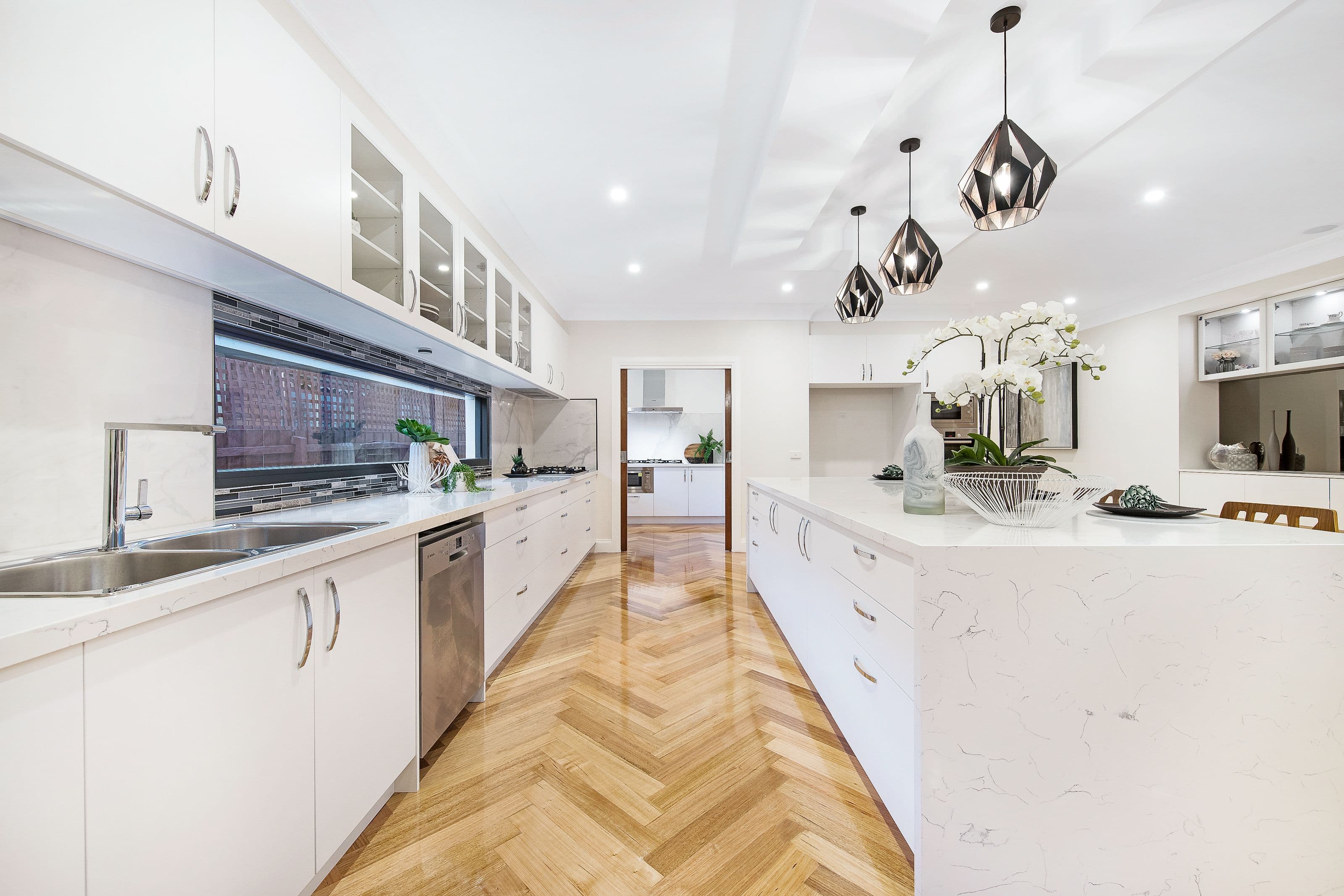 11 Sanday Street, Glen Waverley VIC 3150, Glen Waverley - Thumbnail 4