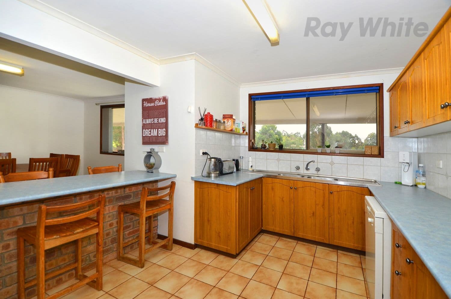 6 Bonthorpe Court, Millbrook WA 6330, Millbrook - Thumbnail 5