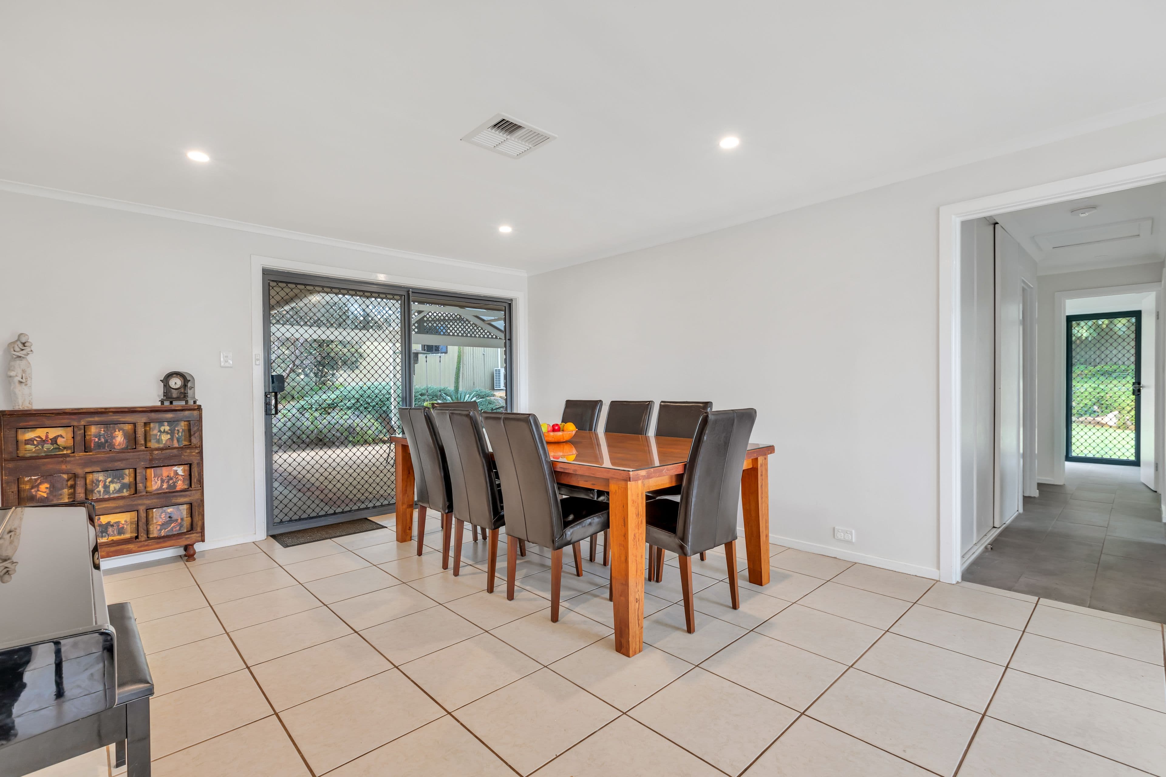 8 Normanton Court, Craigmore SA 5114, Craigmore - Thumbnail 5