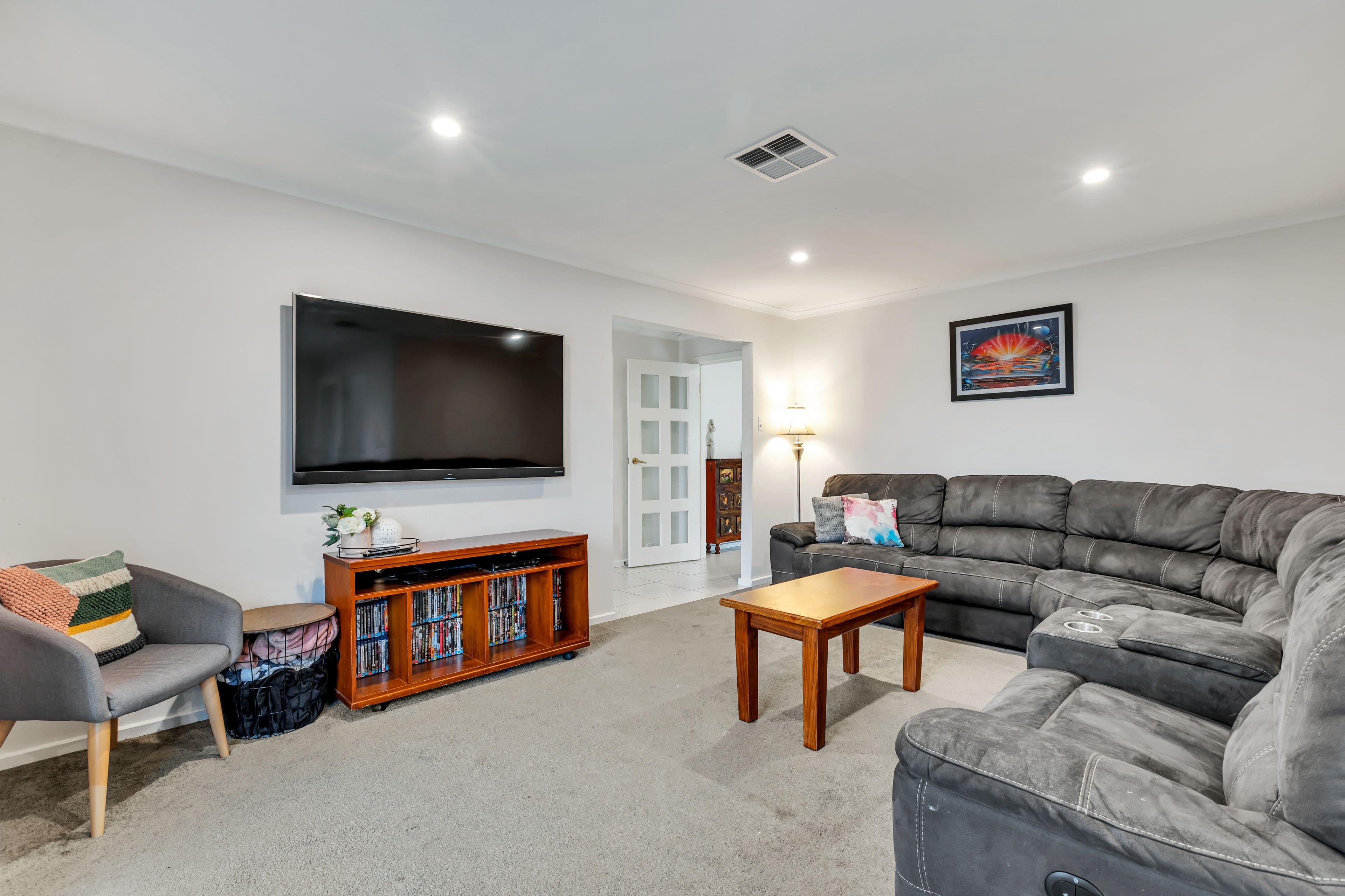 8 Normanton Court, Craigmore SA 5114, Craigmore - Thumbnail 7