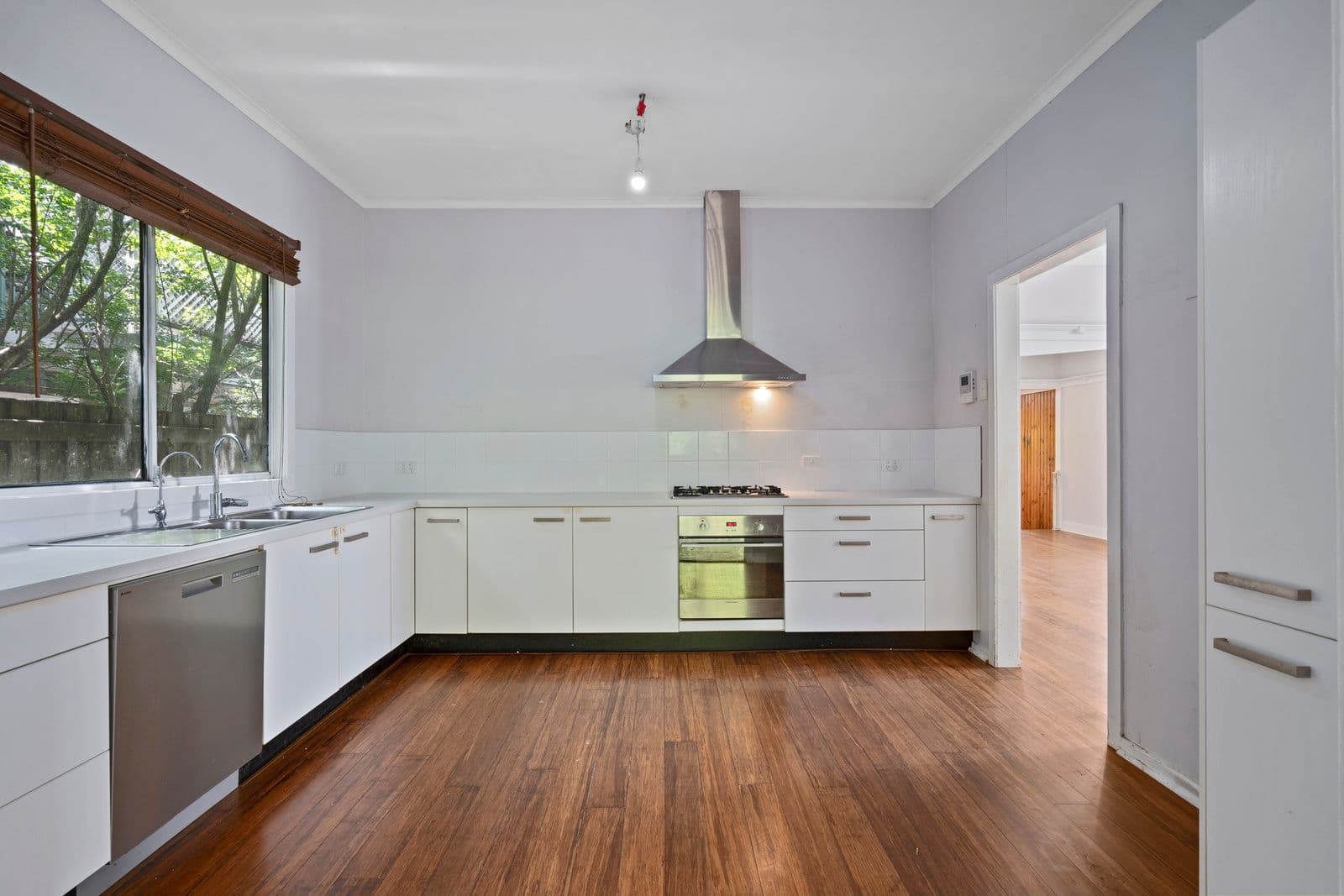 16 Lewisham Street, Annerley QLD 4103, Annerley - Thumbnail 3