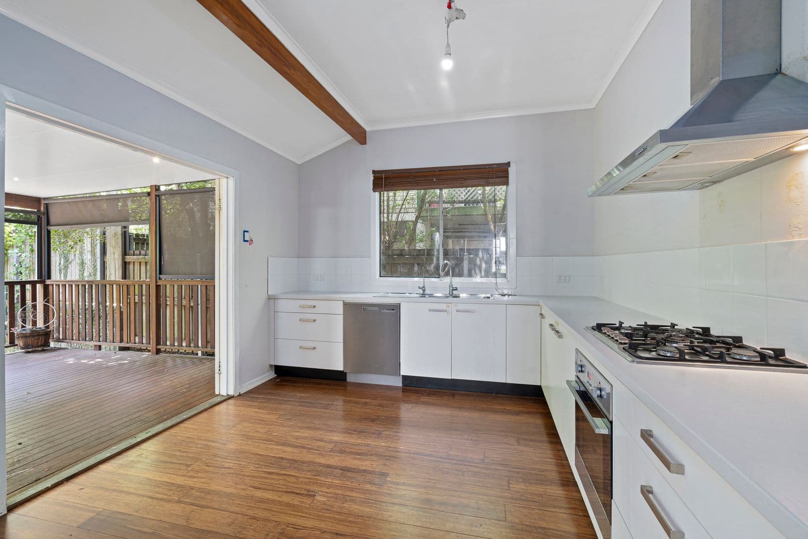 16 Lewisham Street, Annerley QLD 4103, Annerley - Thumbnail 4