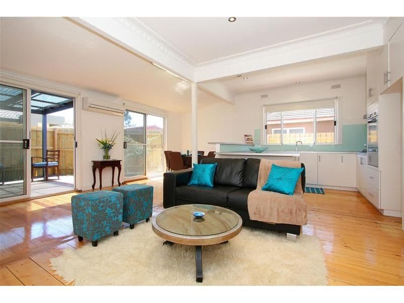 19 Geera Street, Coorparoo, QLD, 4151, Coorparoo - Thumbnail 2