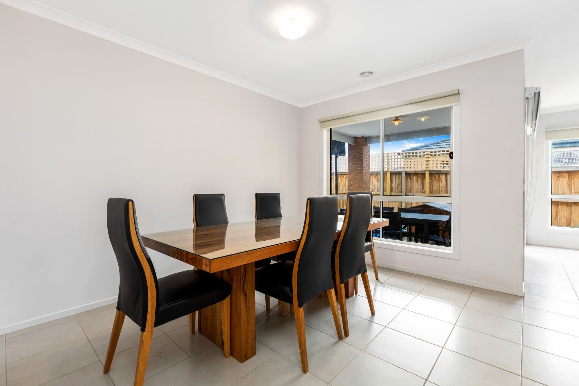 24 Pastille Road, Manor Lakes VIC 3024, Manor Lakes - Thumbnail 4