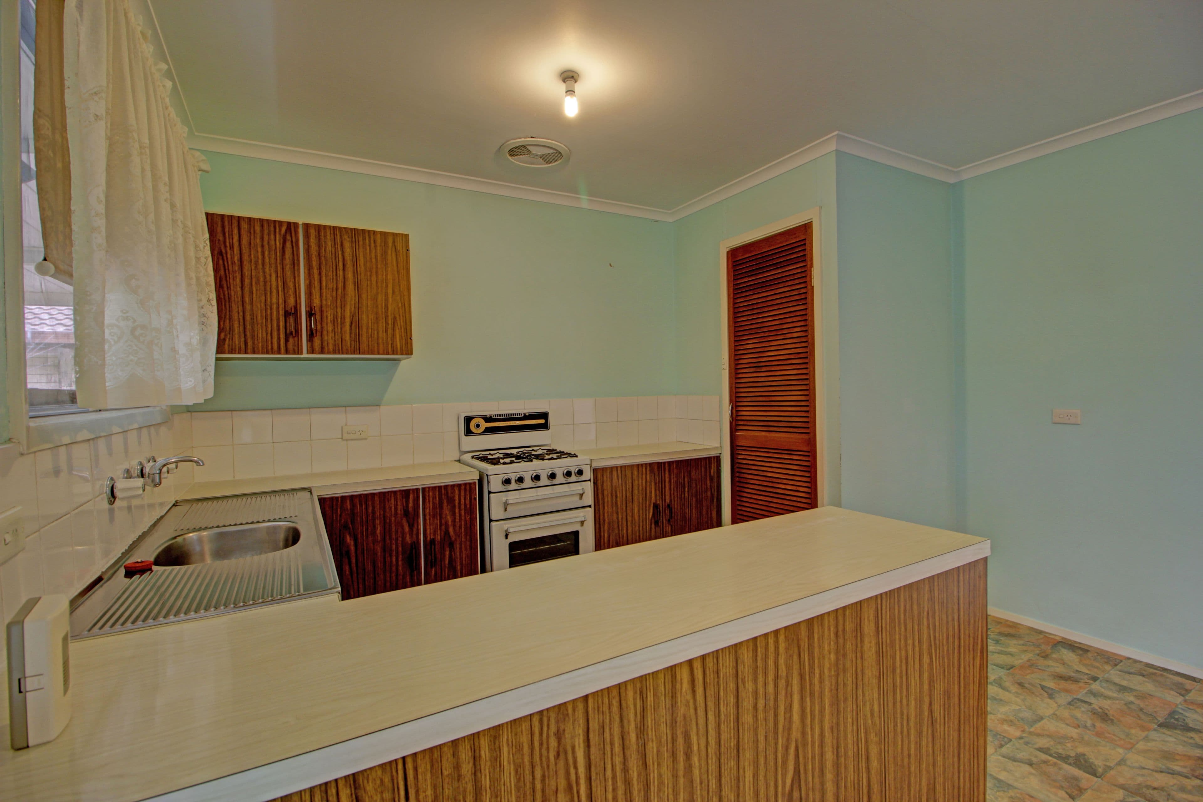 10 Dix Street, Renmark SA 5341, Renmark - Thumbnail 3