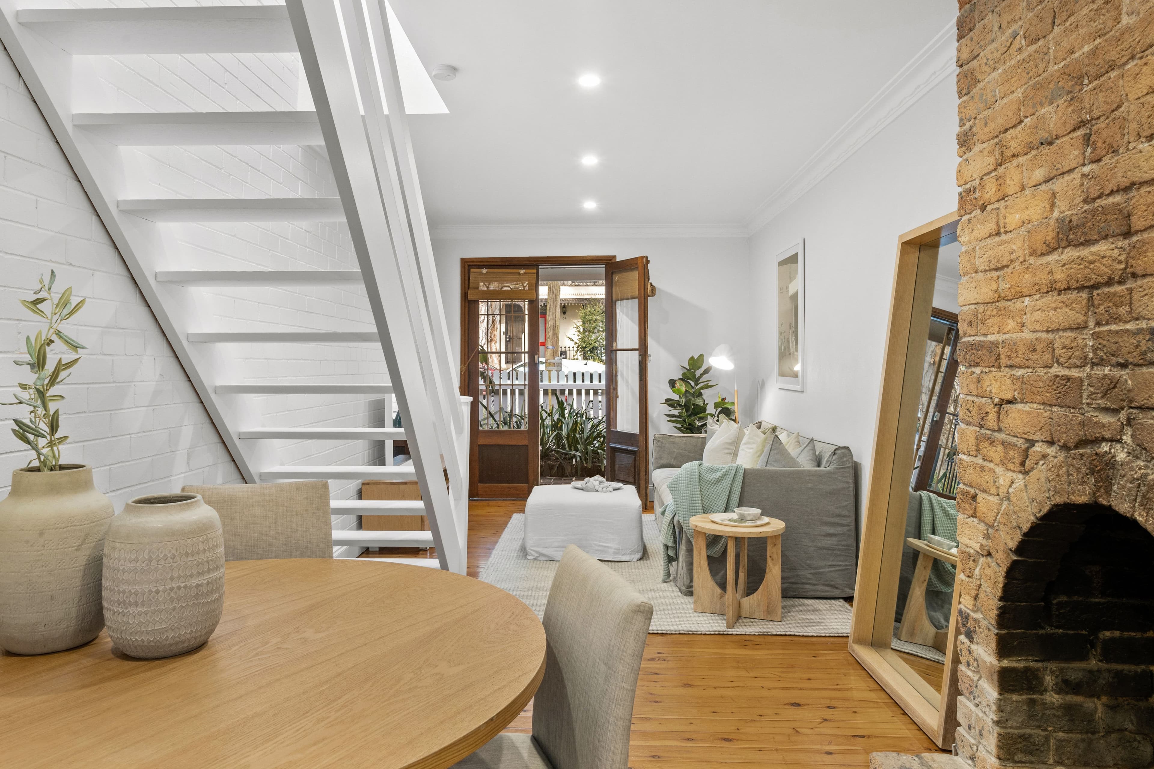 63 Forbes Street, Newtown NSW 2042, Newtown - Thumbnail 2
