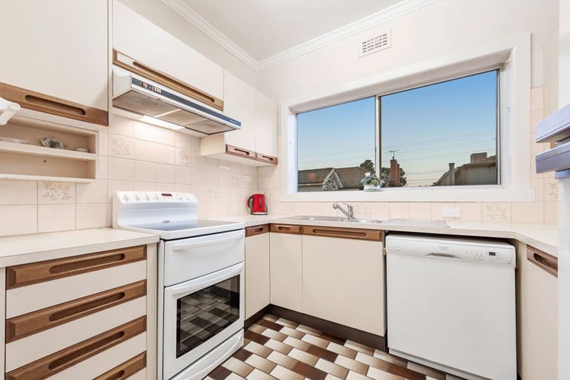 2 Sapphire Street, Preston VIC 3072, Preston - Thumbnail 5