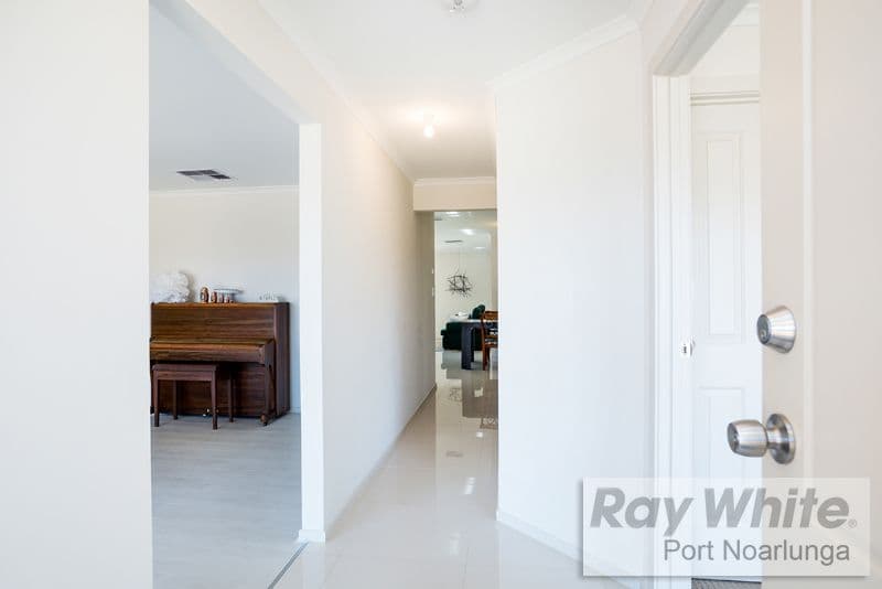 11 Knot Court, Seaford Meadows SA 5169, Seaford Meadows - Thumbnail 2